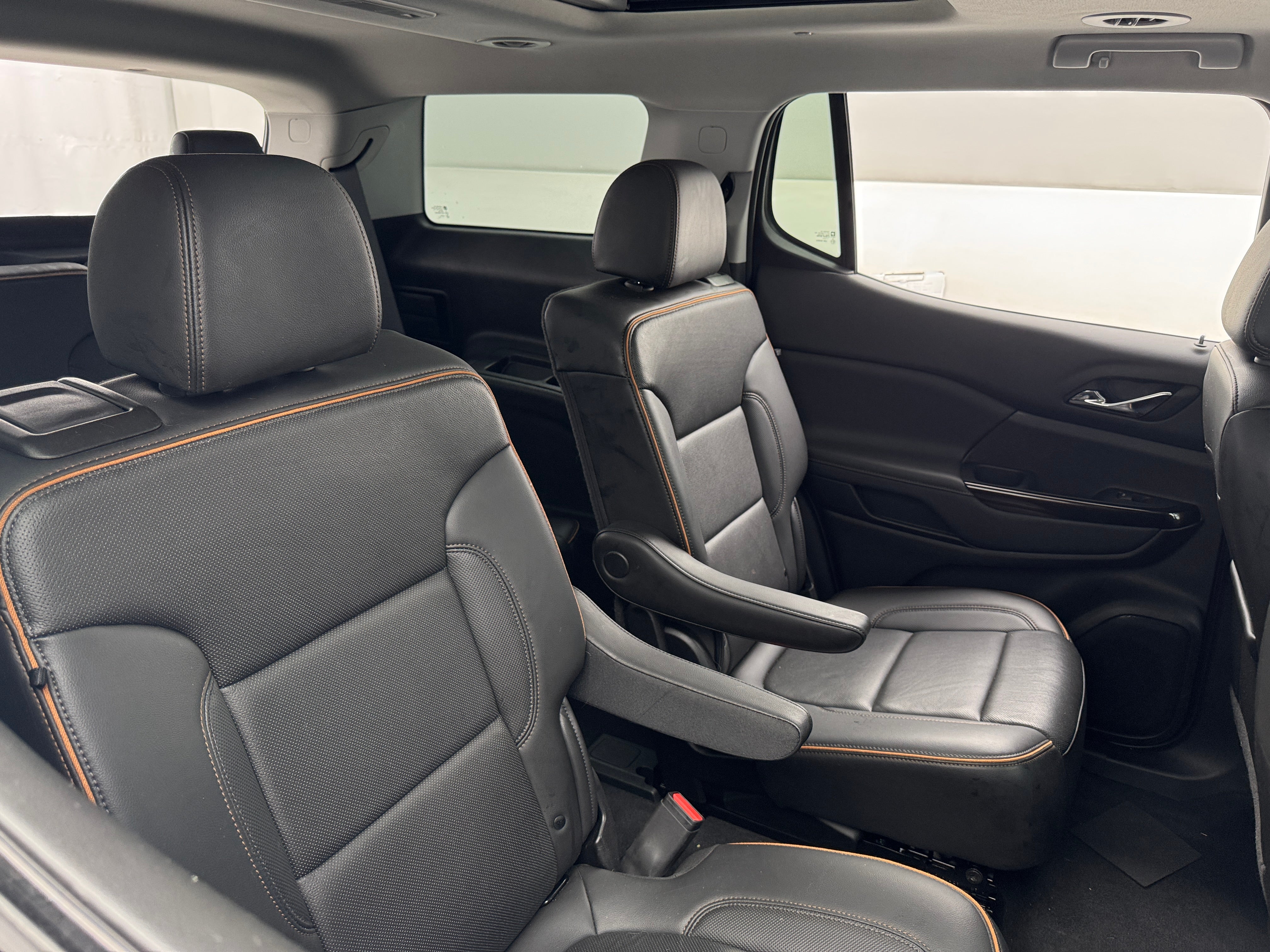 2023 GMC Acadia AT4 5