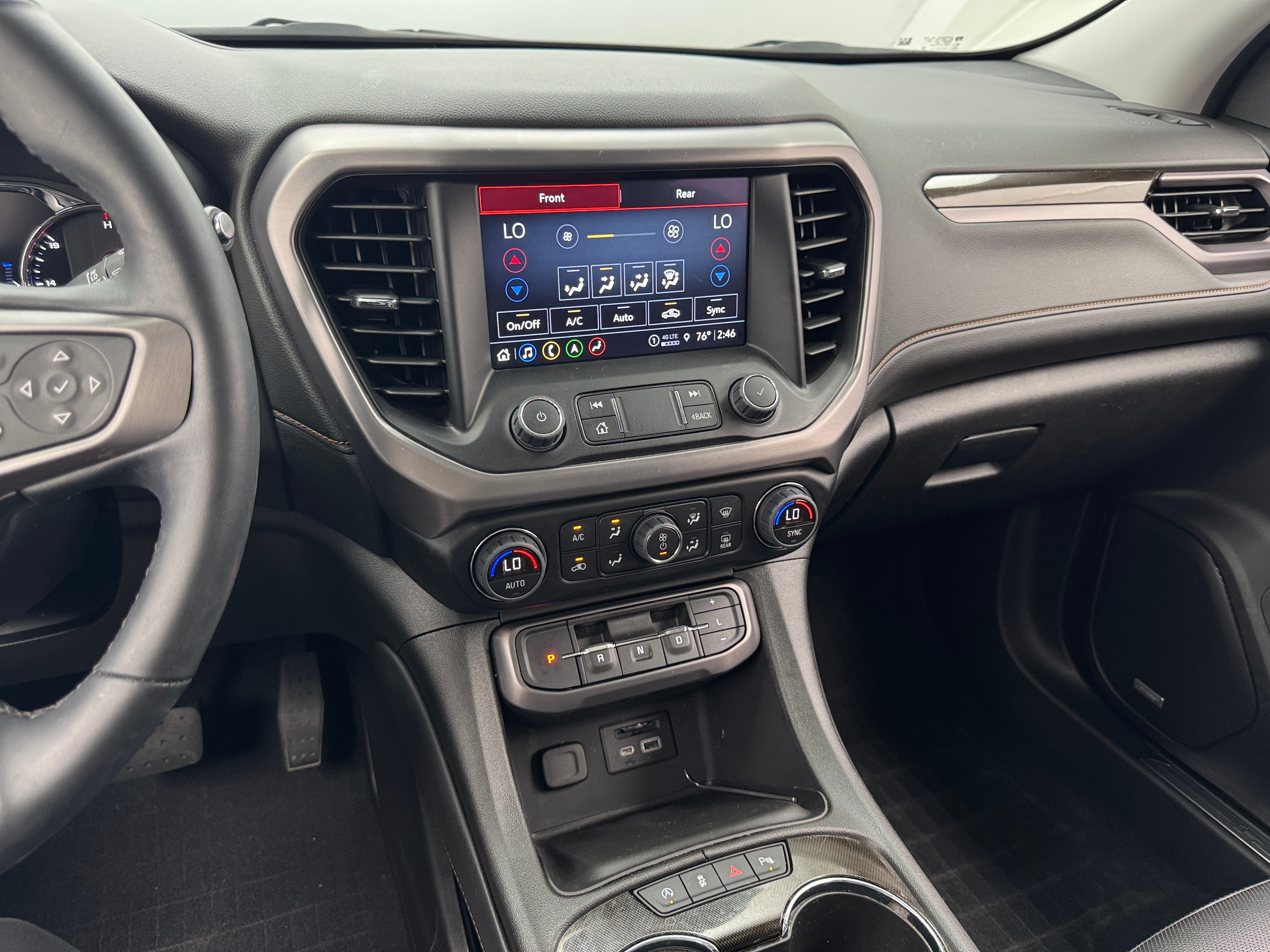 2023 GMC Acadia AT4 3