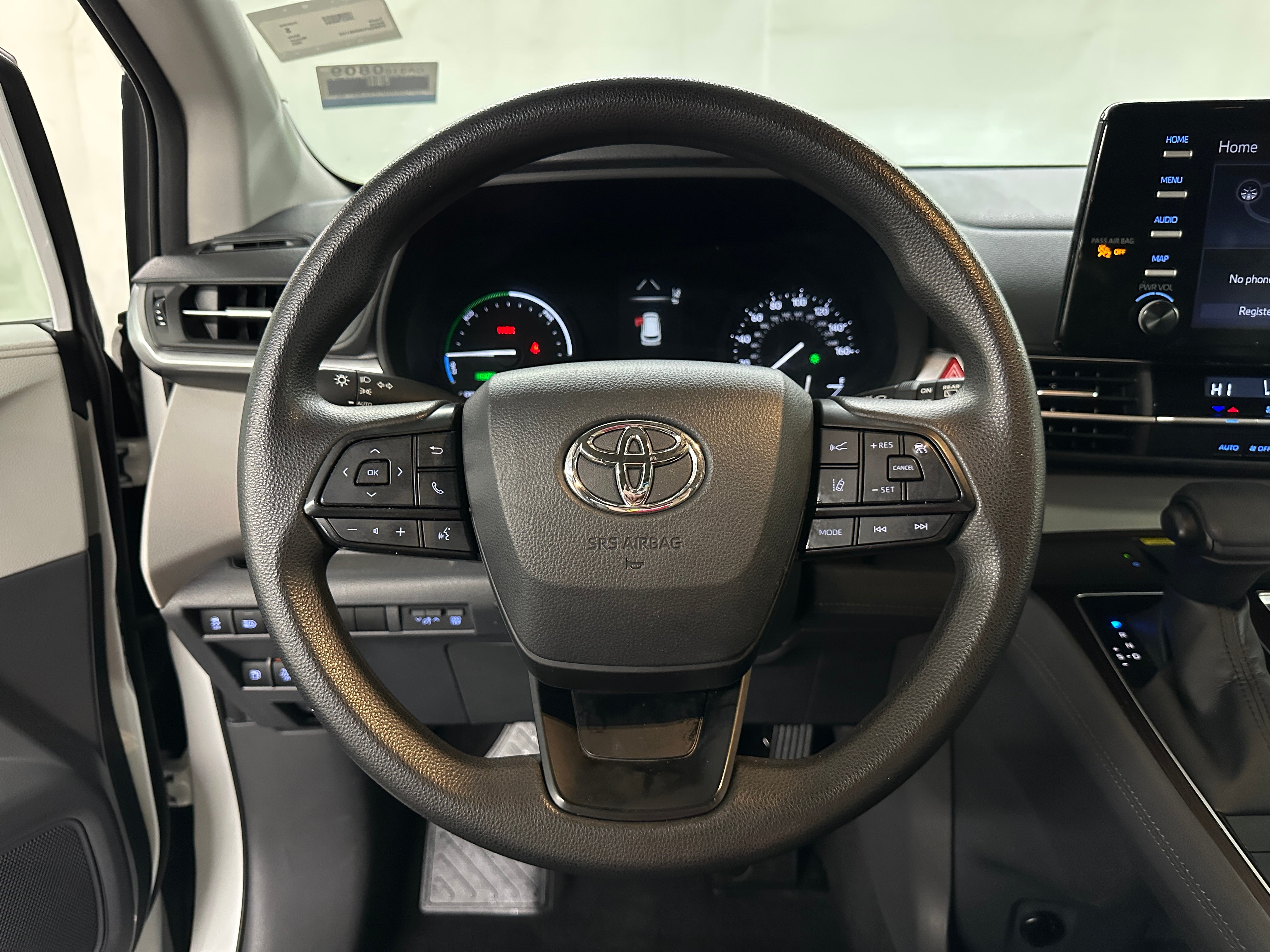 2022 Toyota Sienna LE 5