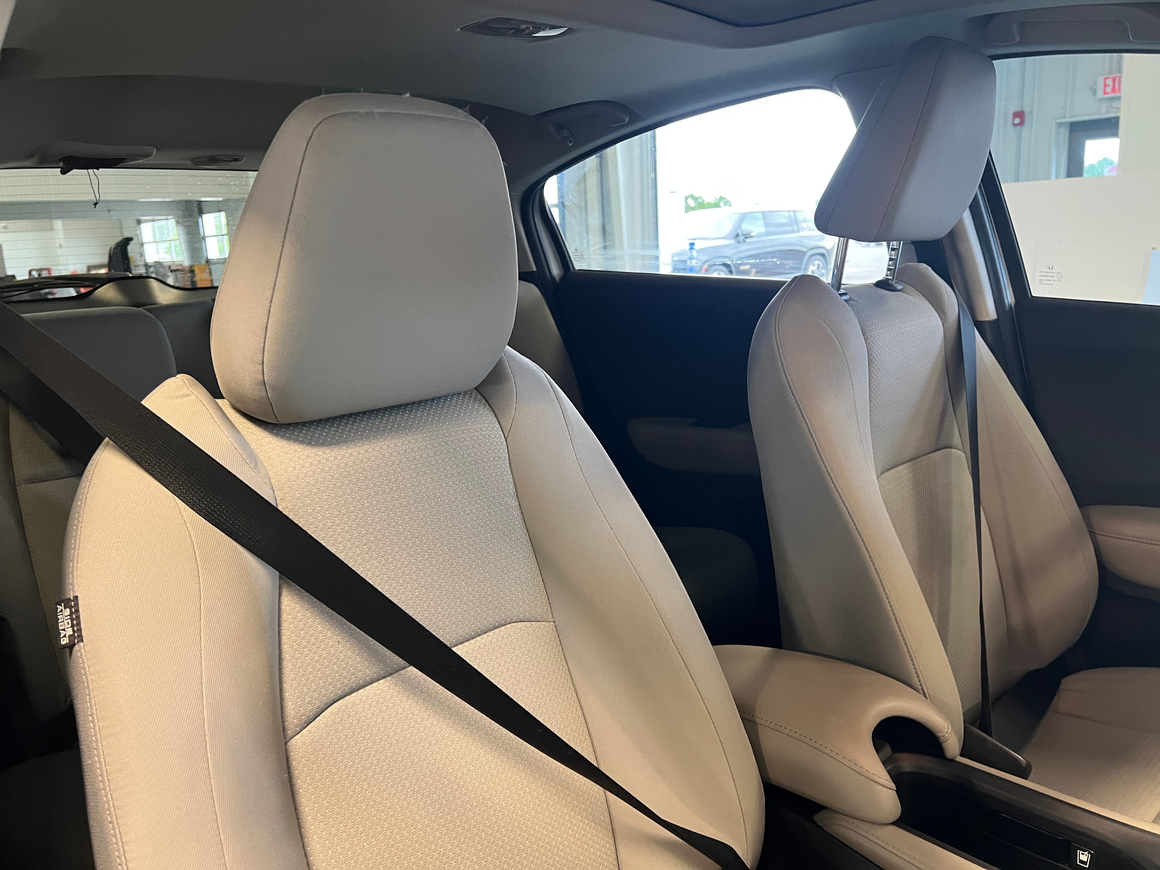 2021 Honda HR-V EX 2