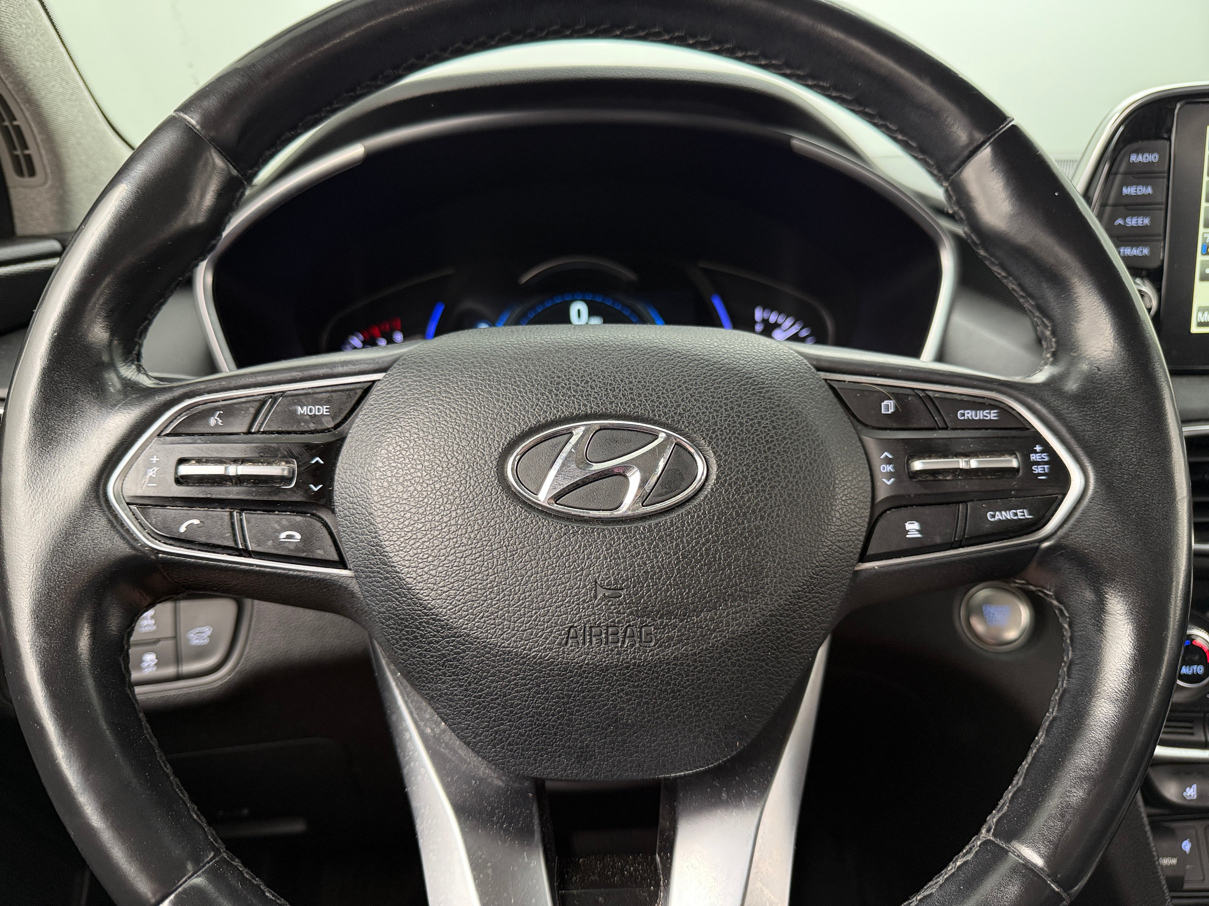2019 Hyundai Santa Fe Ultimate 4