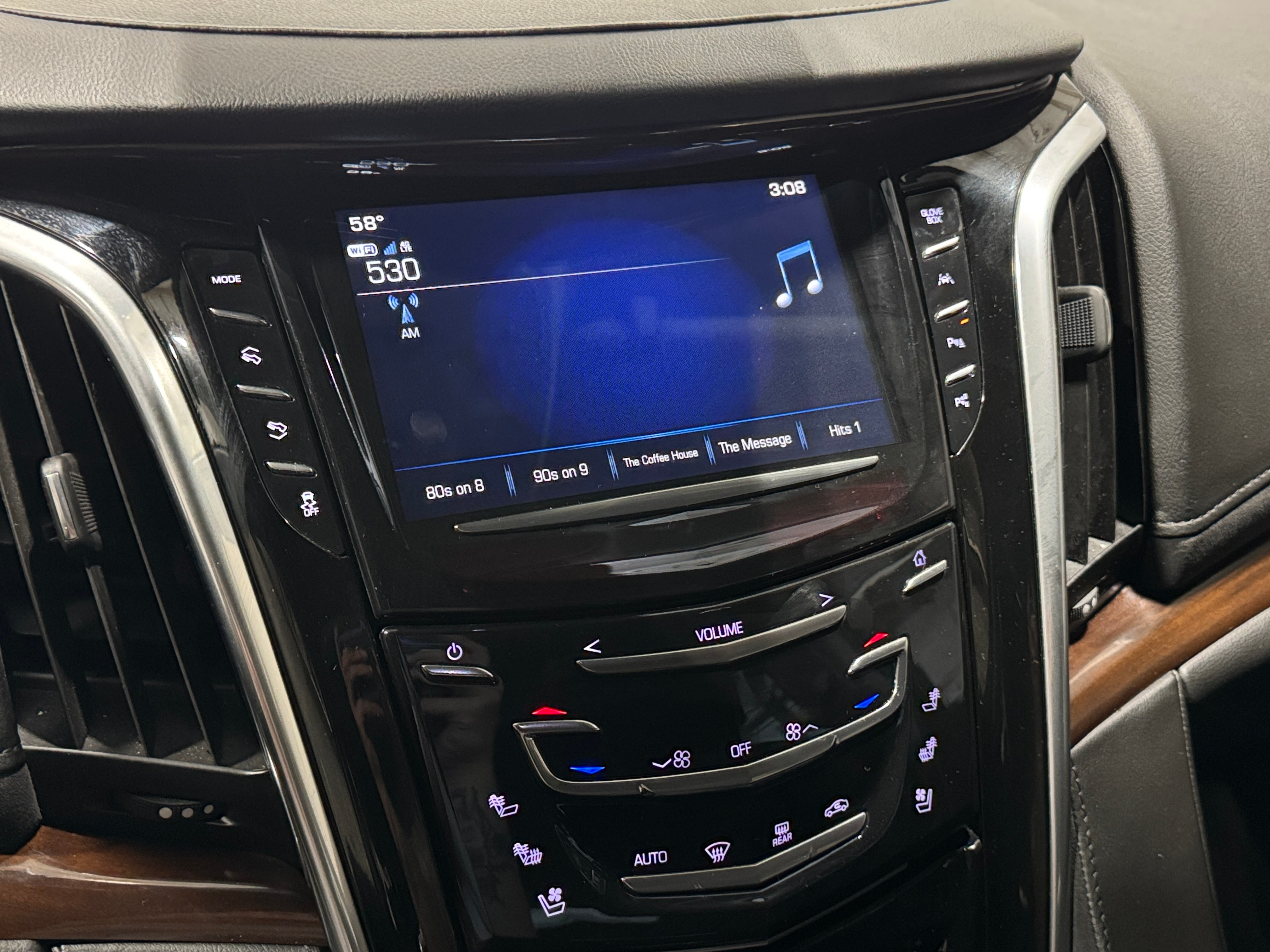 2020 Cadillac Escalade ESV Luxury 3