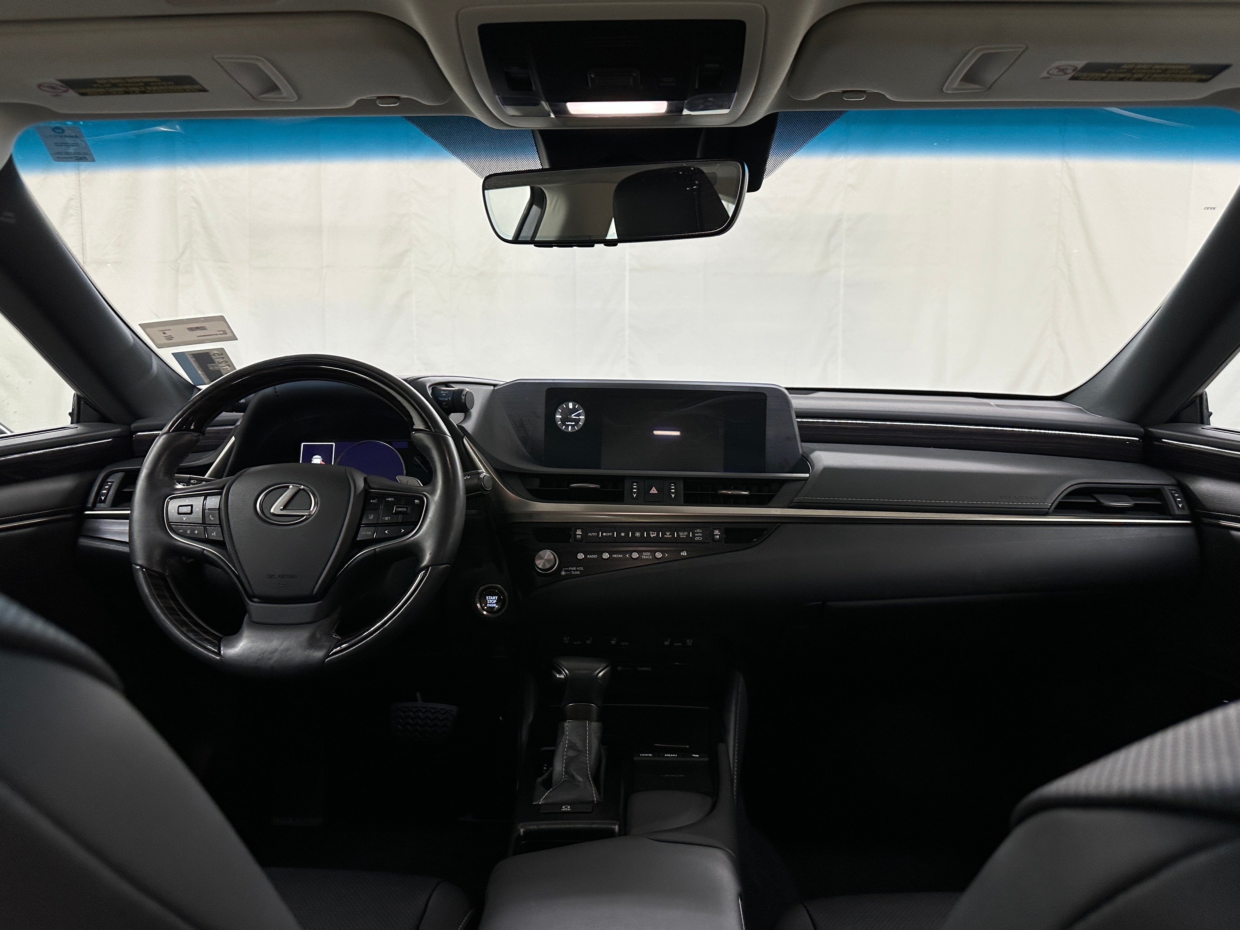 2021 Lexus ES 250 2