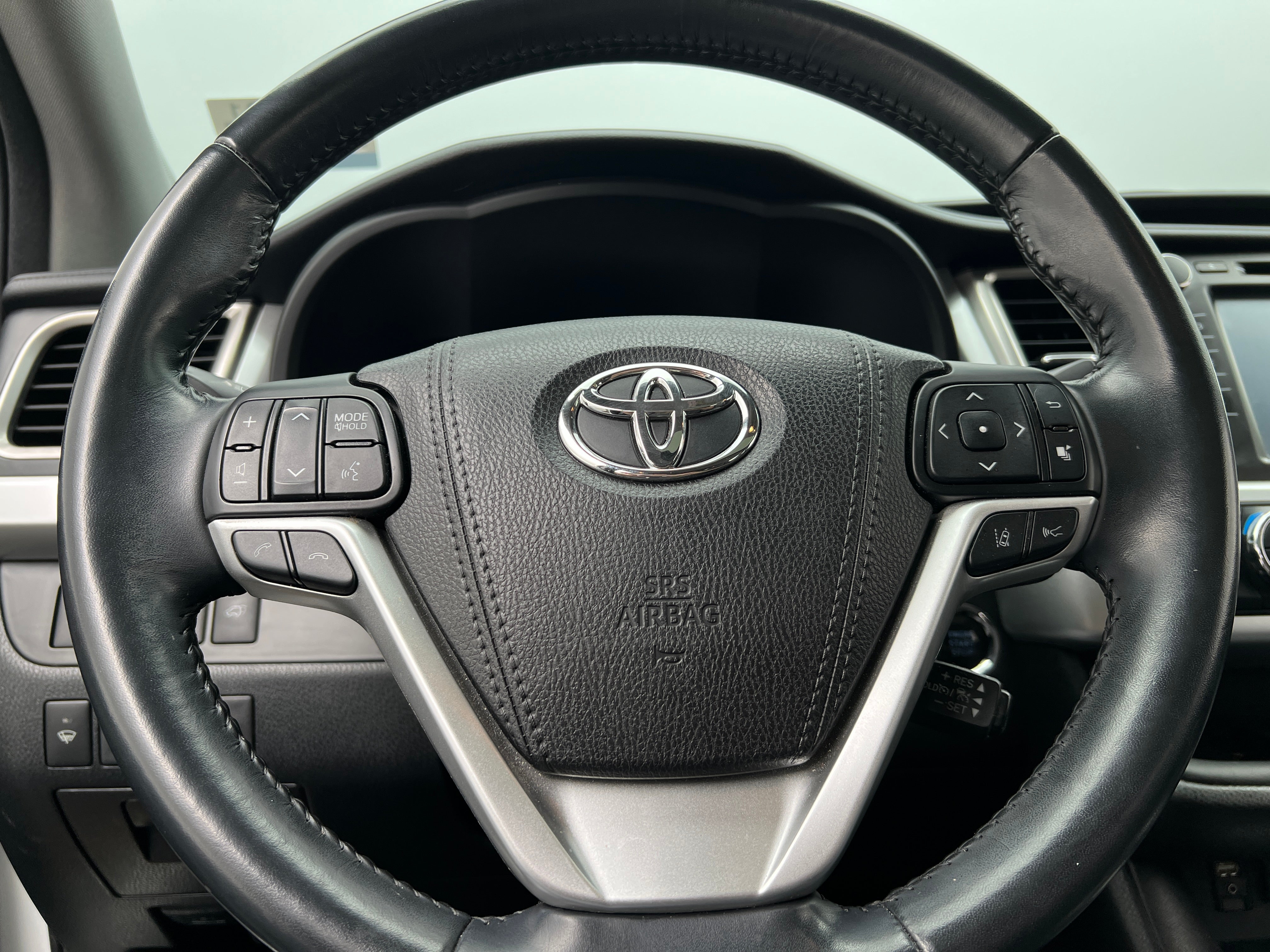 2018 Toyota Highlander SE 4