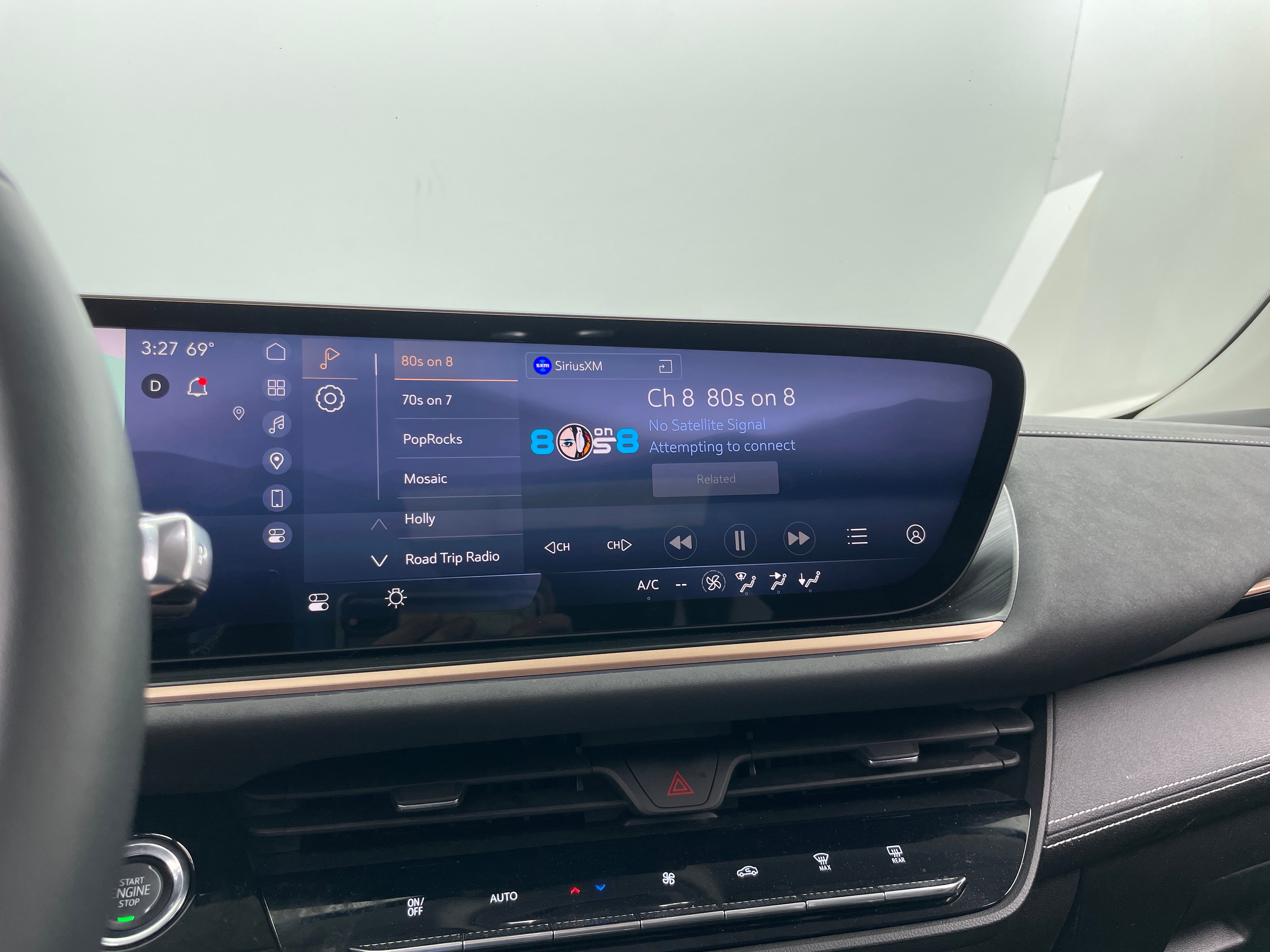2024 Buick Envision Sport Touring 3