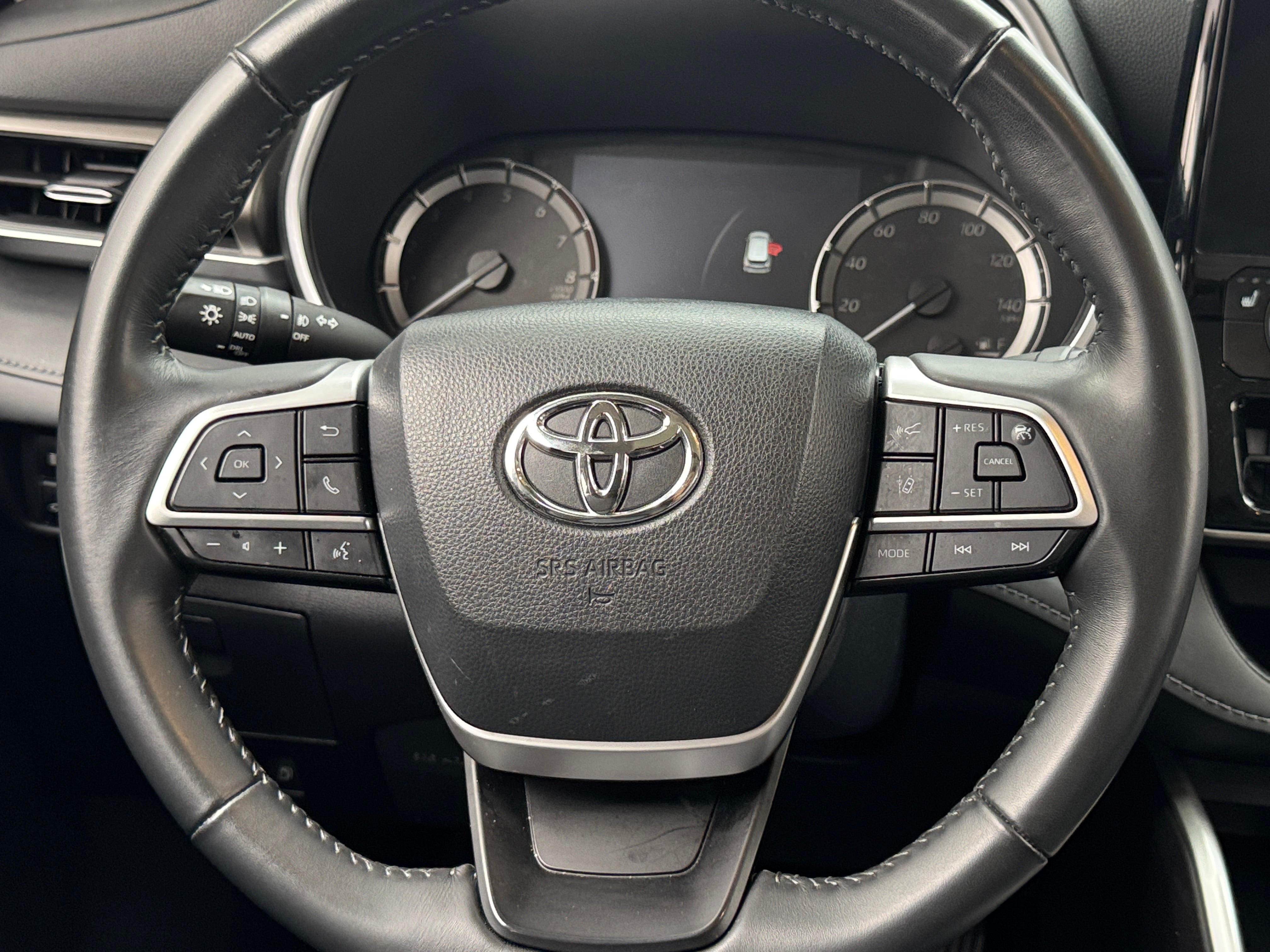 2023 Toyota Highlander XLE 4