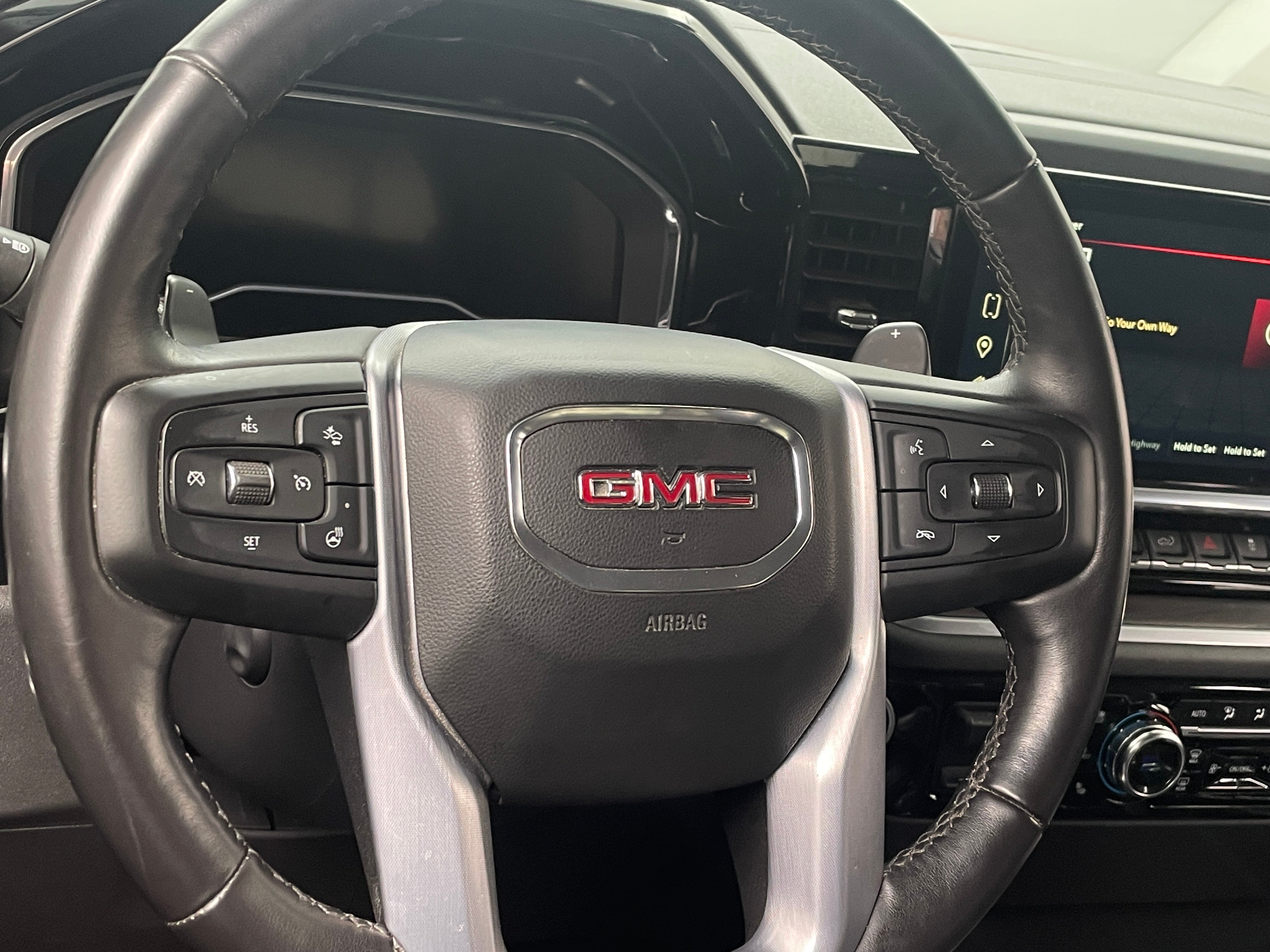 2022 GMC Sierra 1500 SLT 4