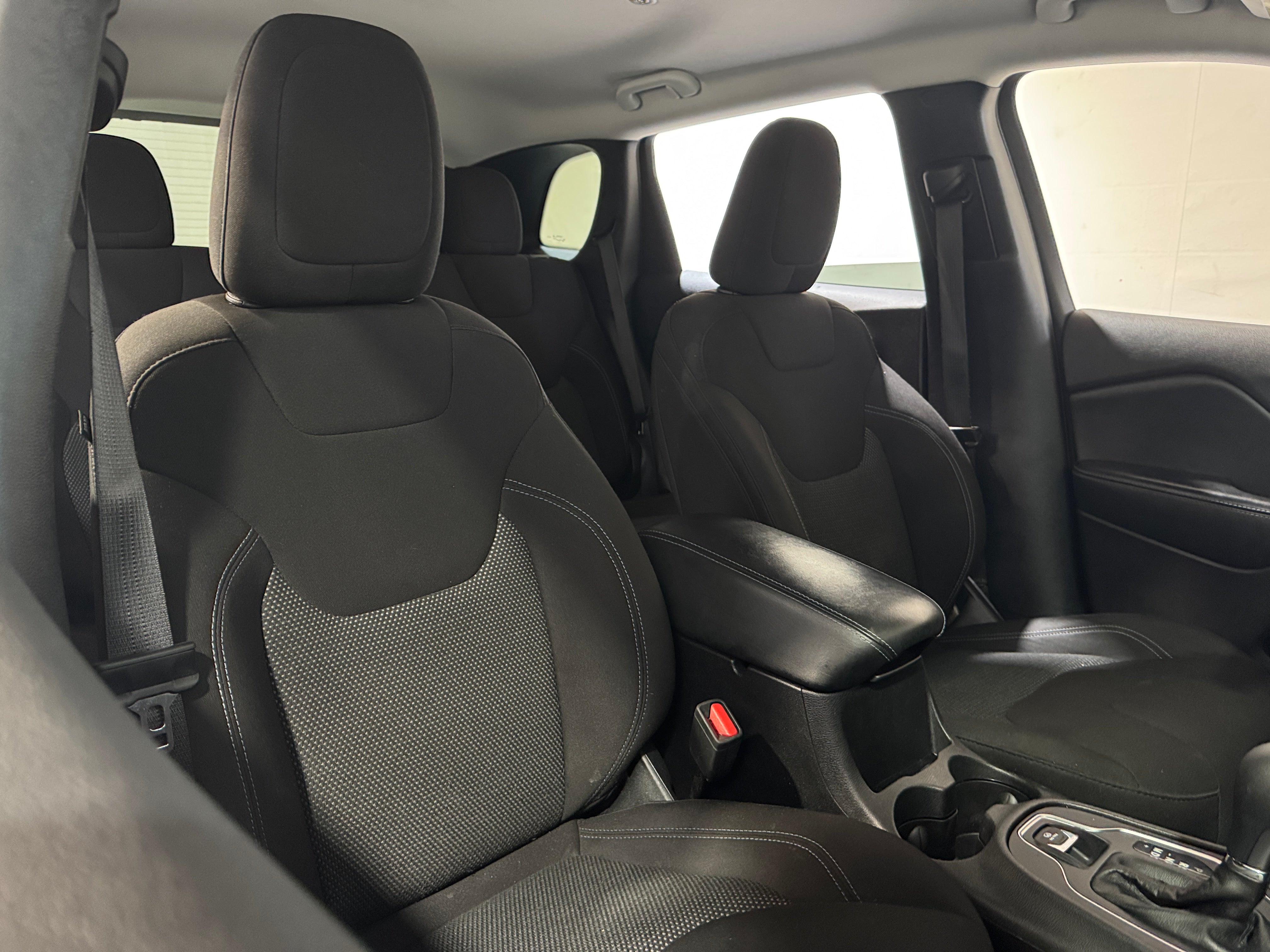2020 Jeep Cherokee Latitude 2