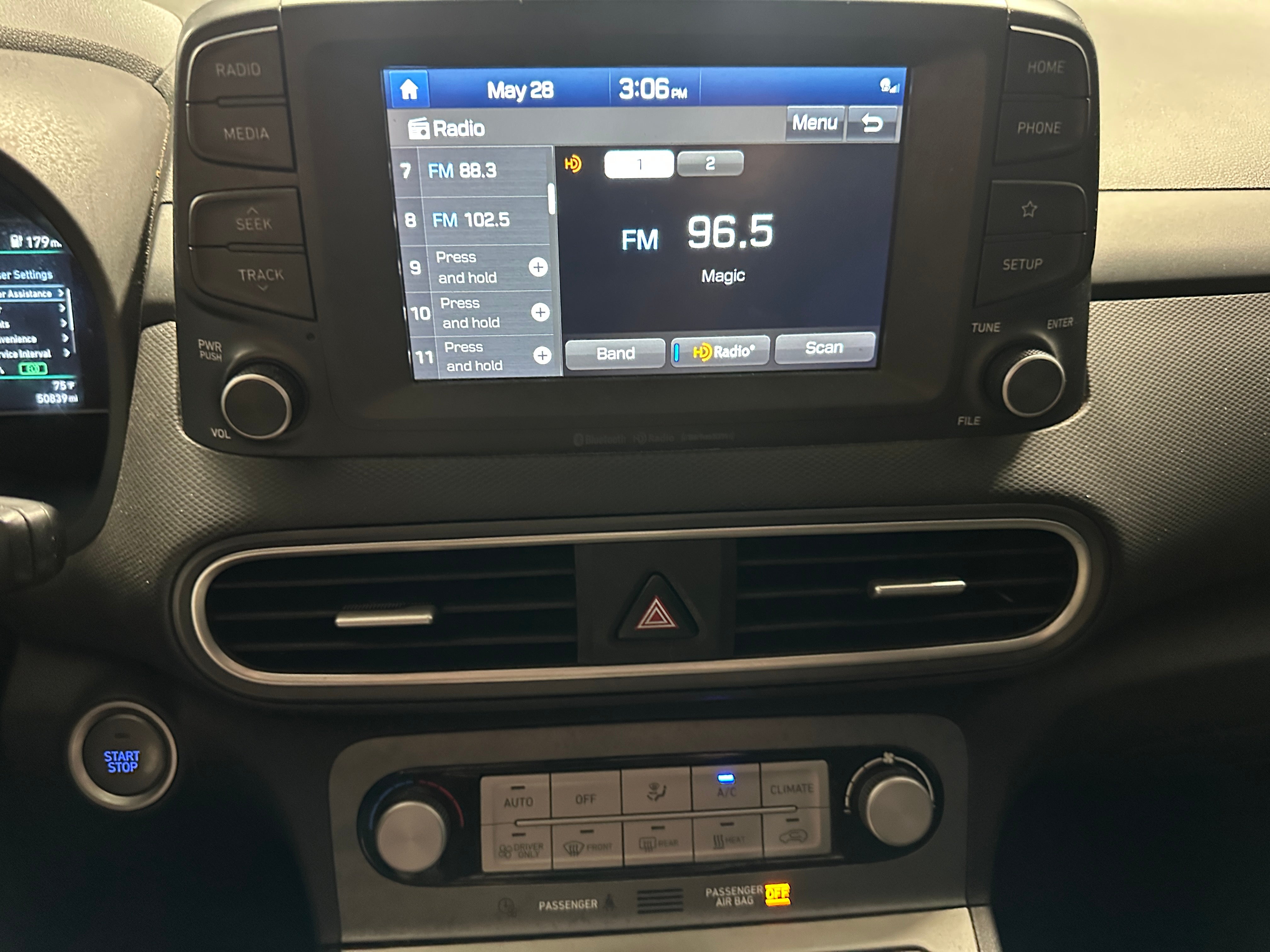 2021 Hyundai Kona Limited 3