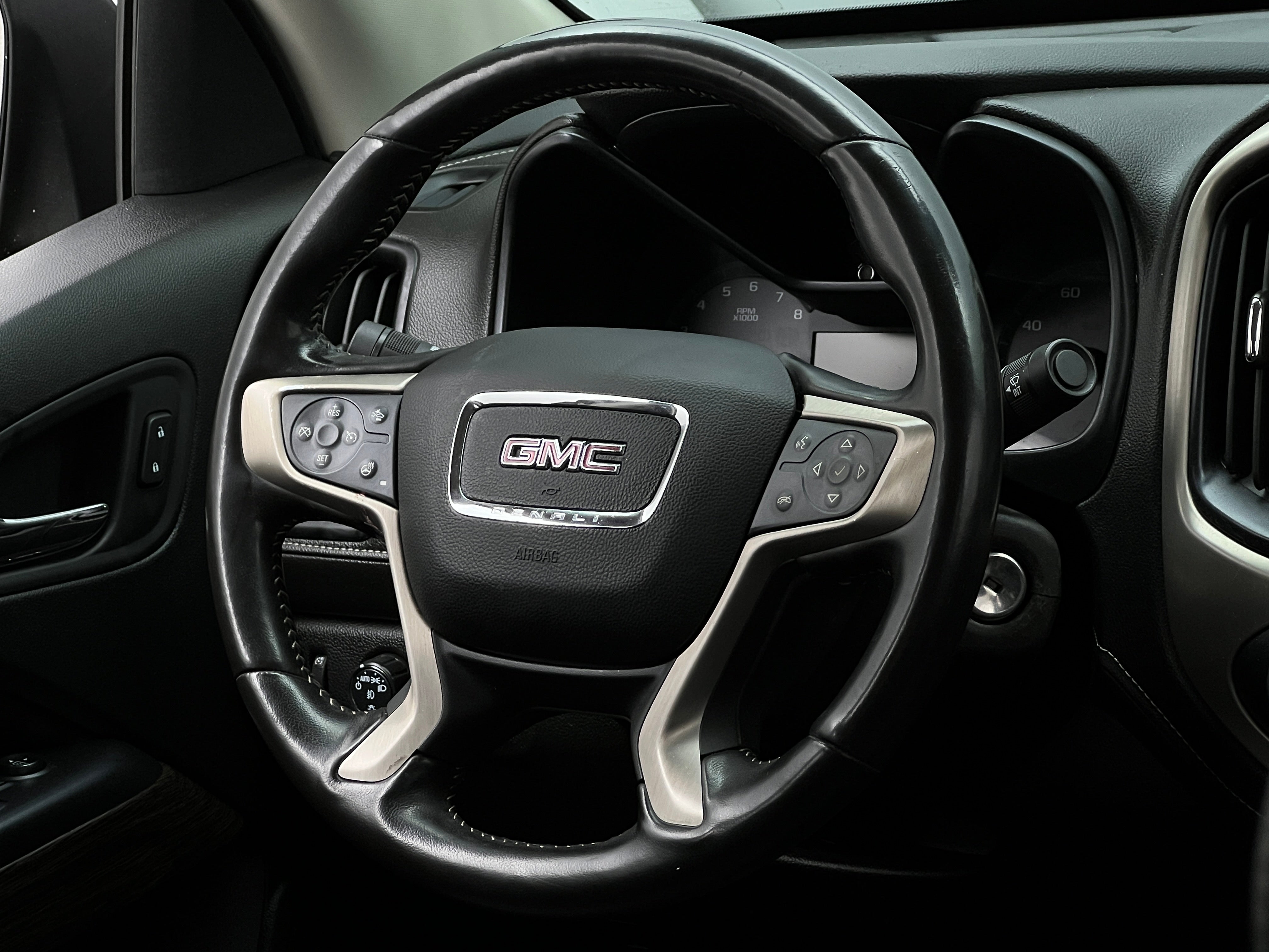 2020 GMC Canyon Denali 4