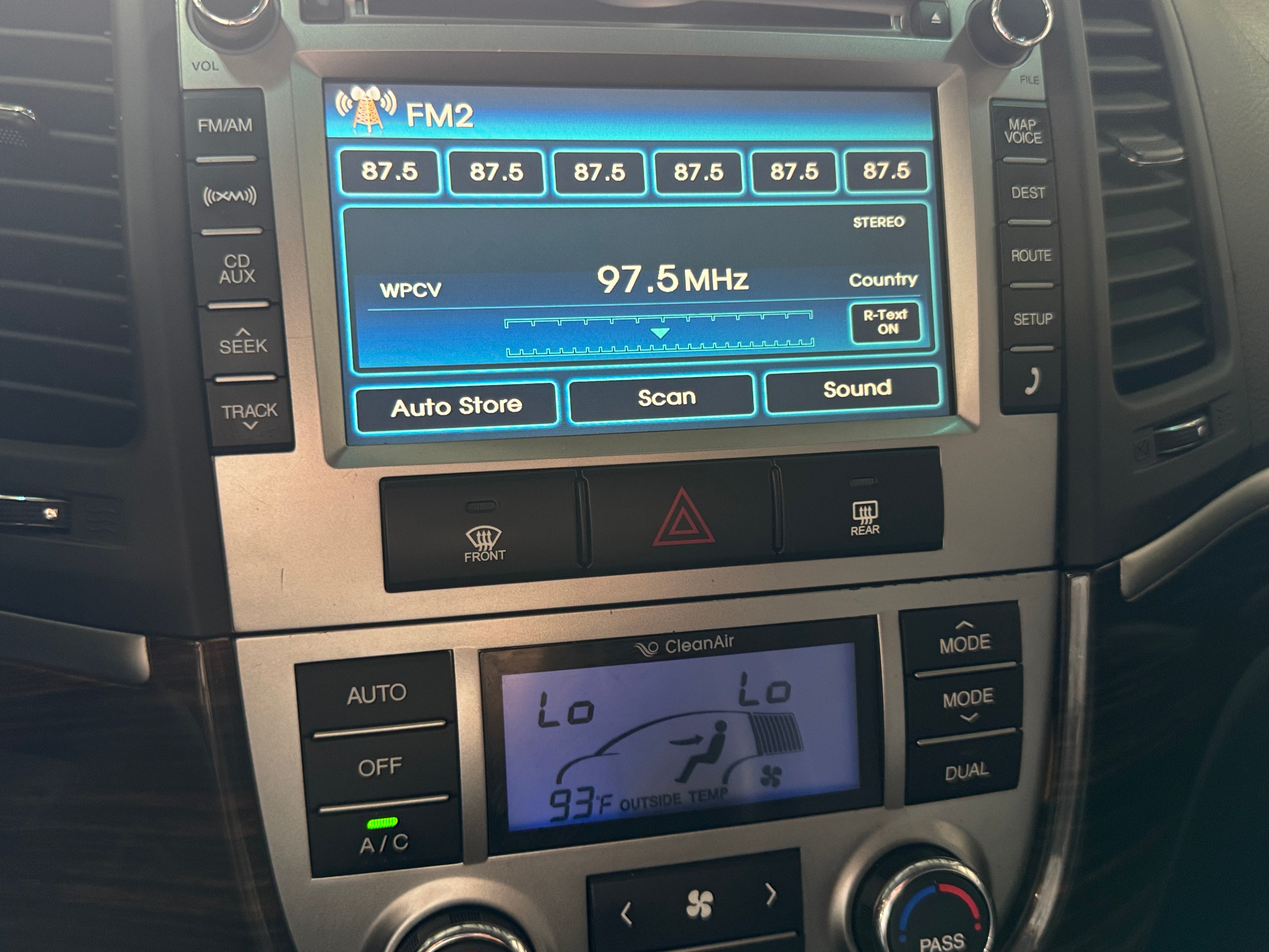 2012 Hyundai Santa Fe Limited 3