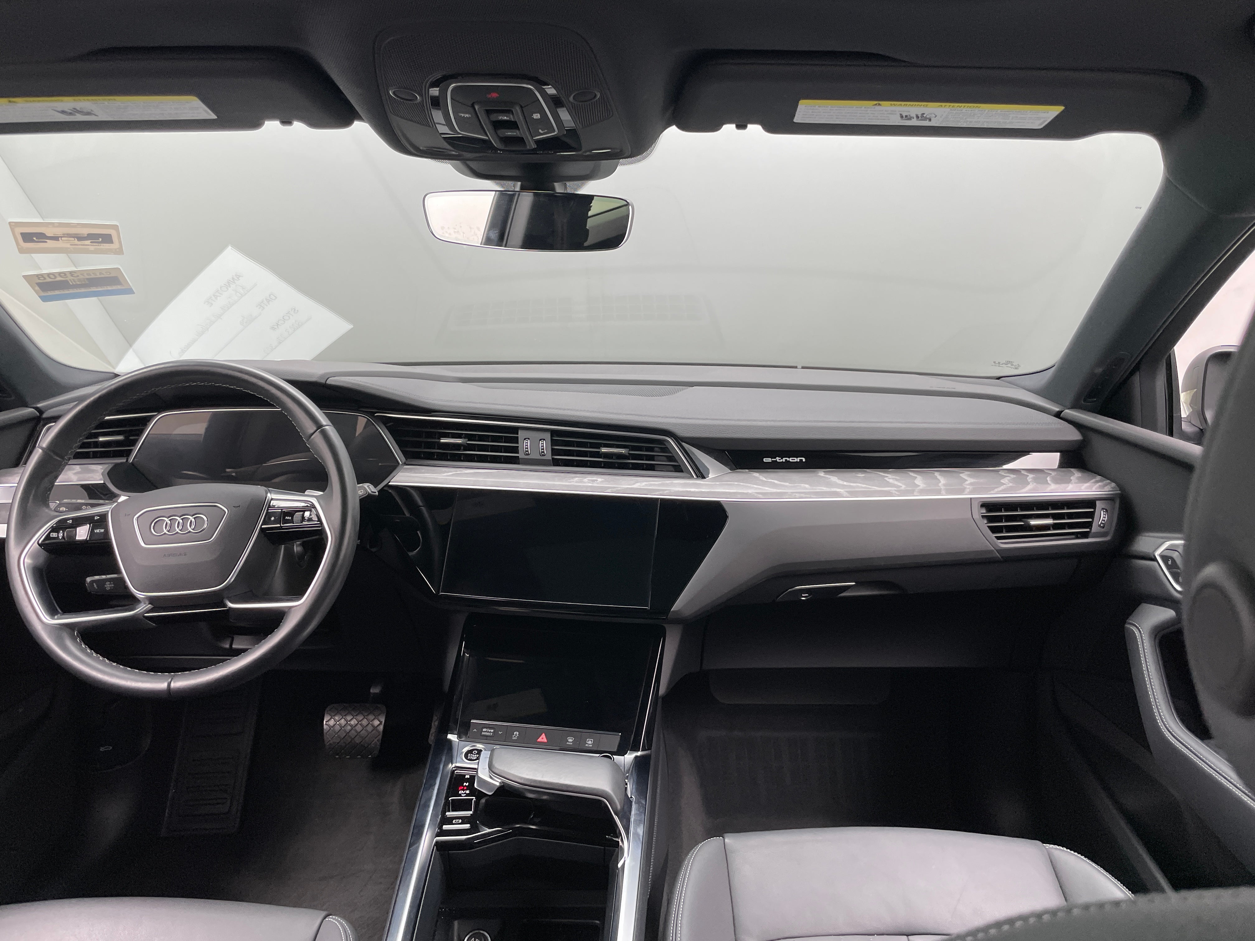 2022 Audi e-tron Premium 2