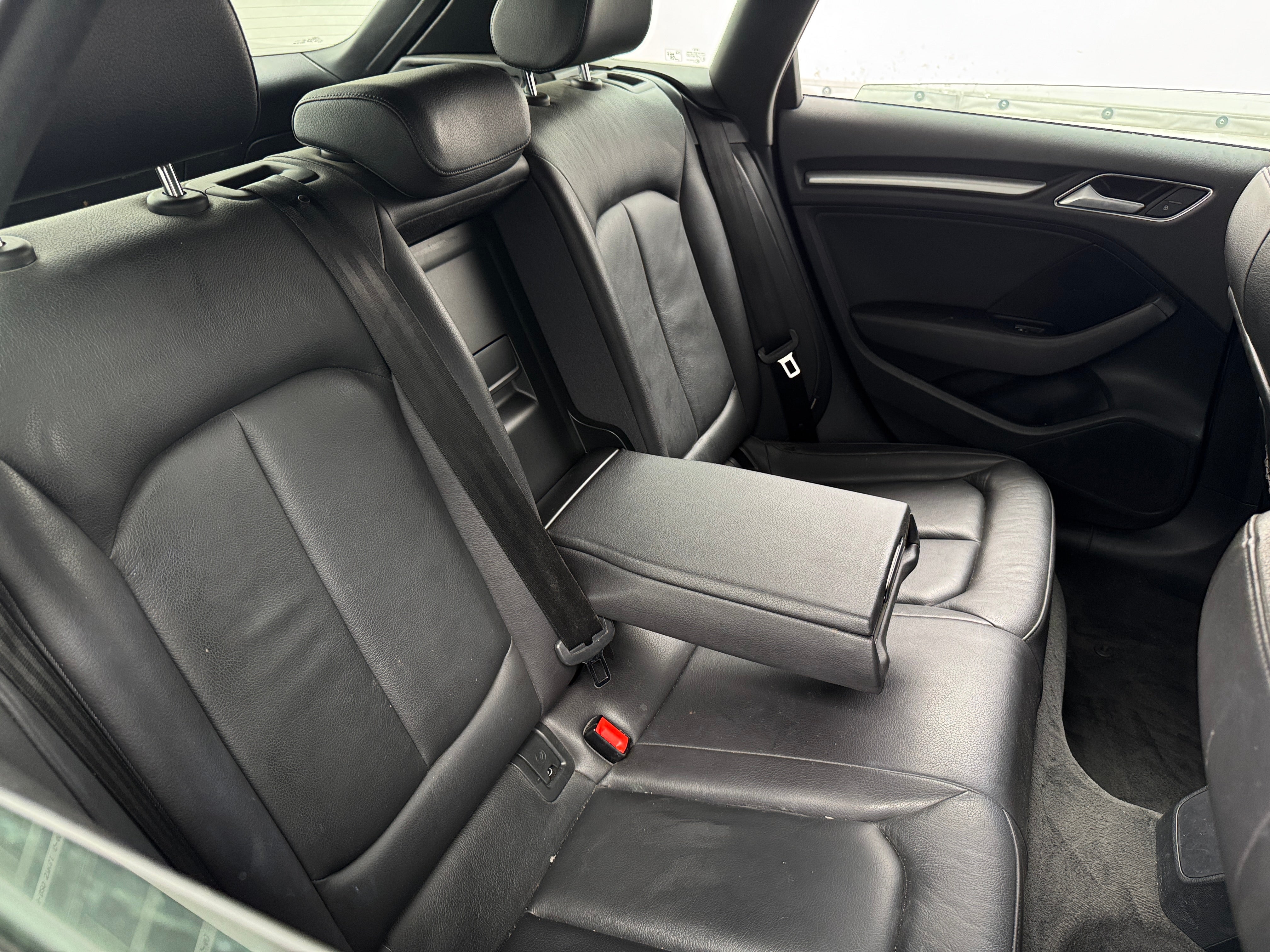 2017 Audi A3 e-tron Premium 5