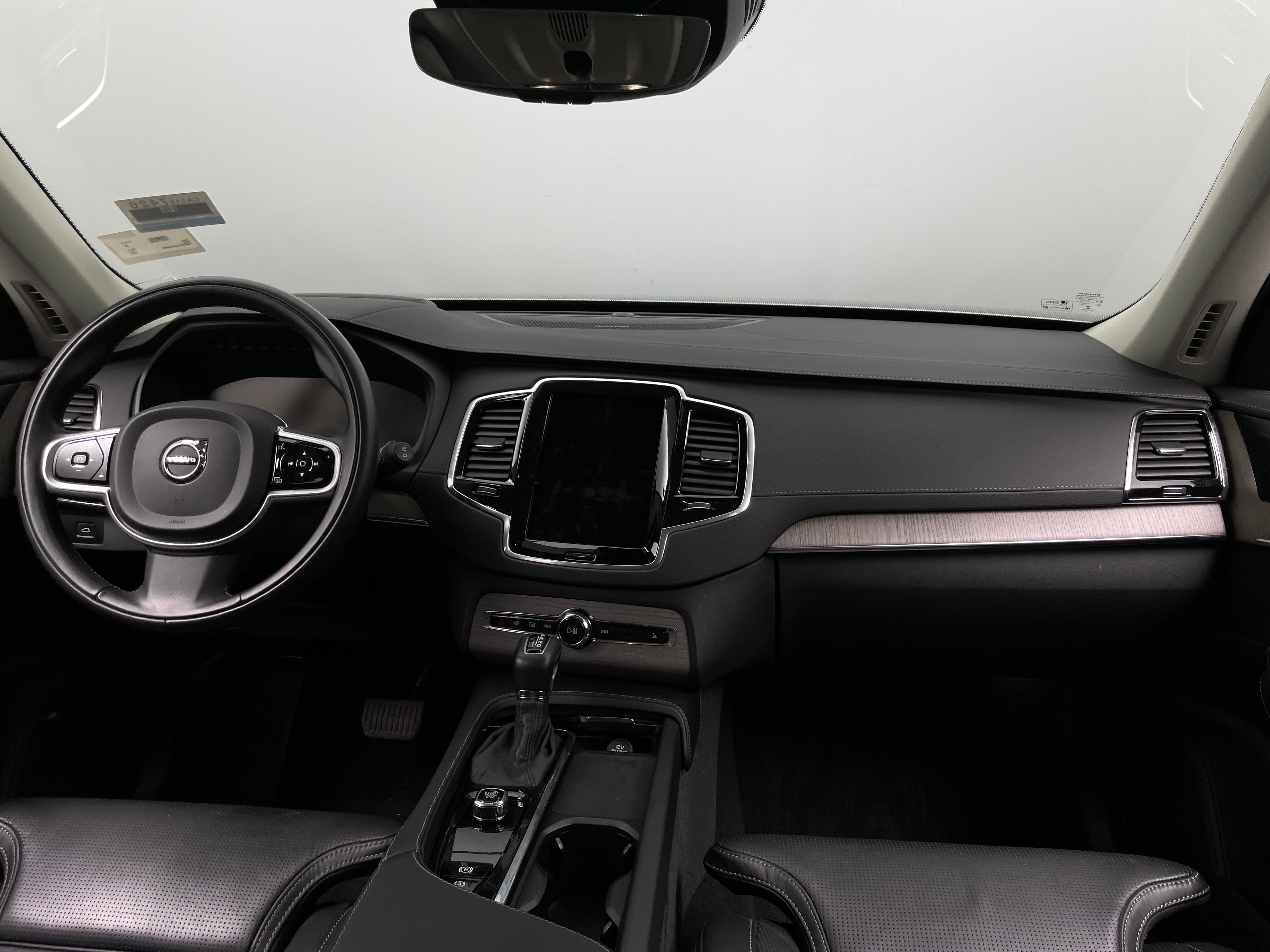 2022 Volvo XC90 T6 Inscription 2