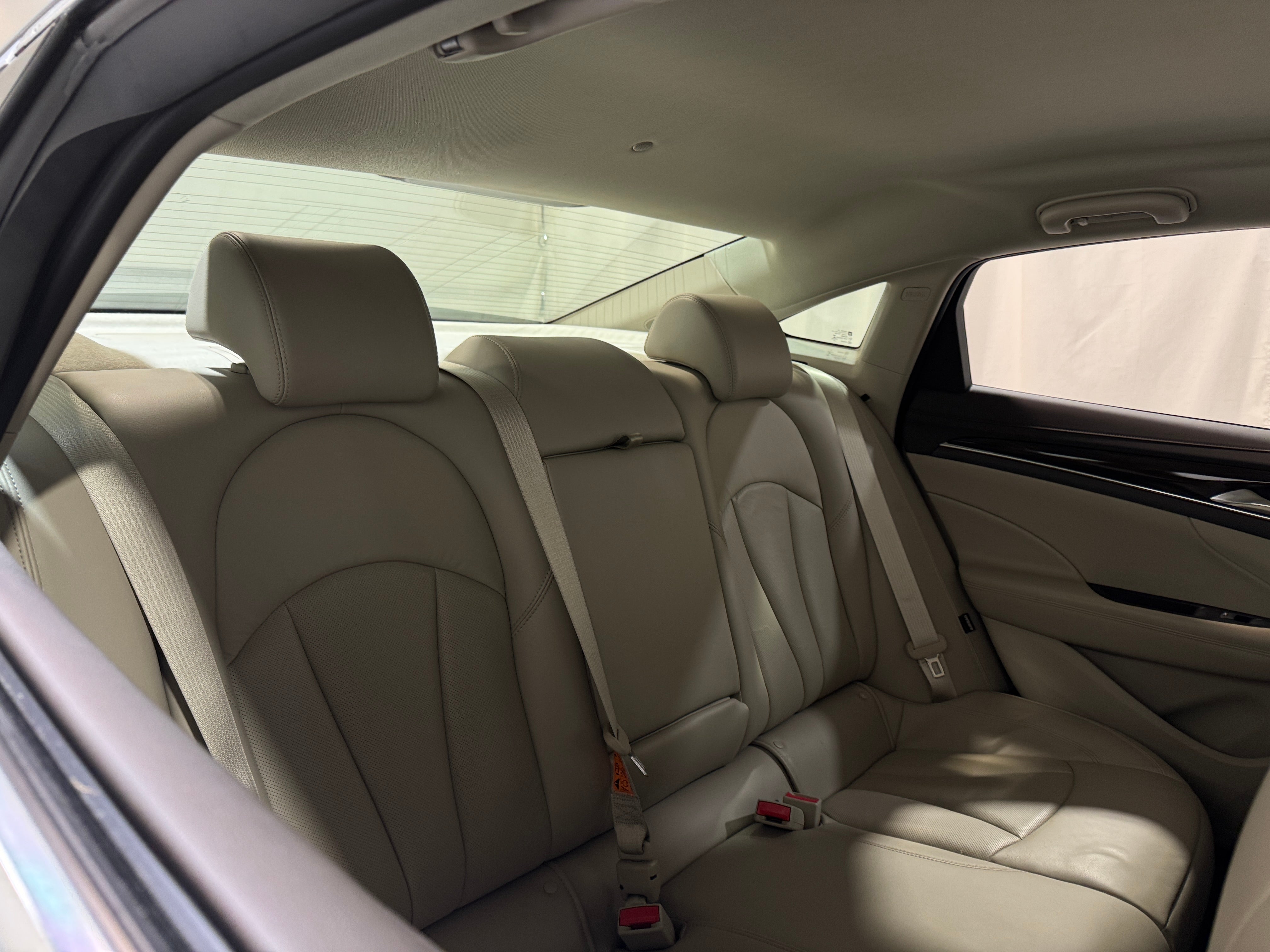 2017 Buick LaCrosse Essence 5