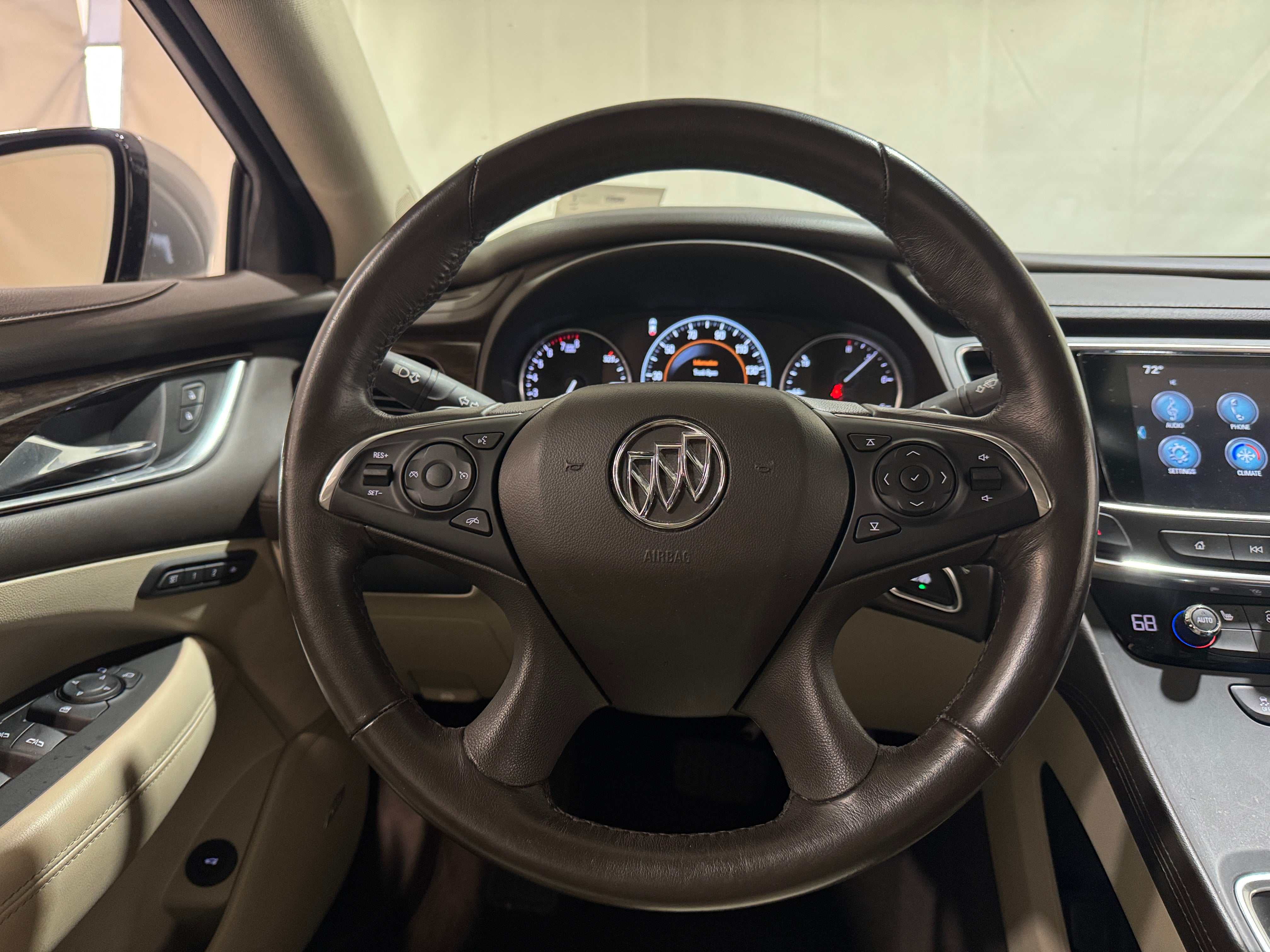 2017 Buick LaCrosse Essence 4