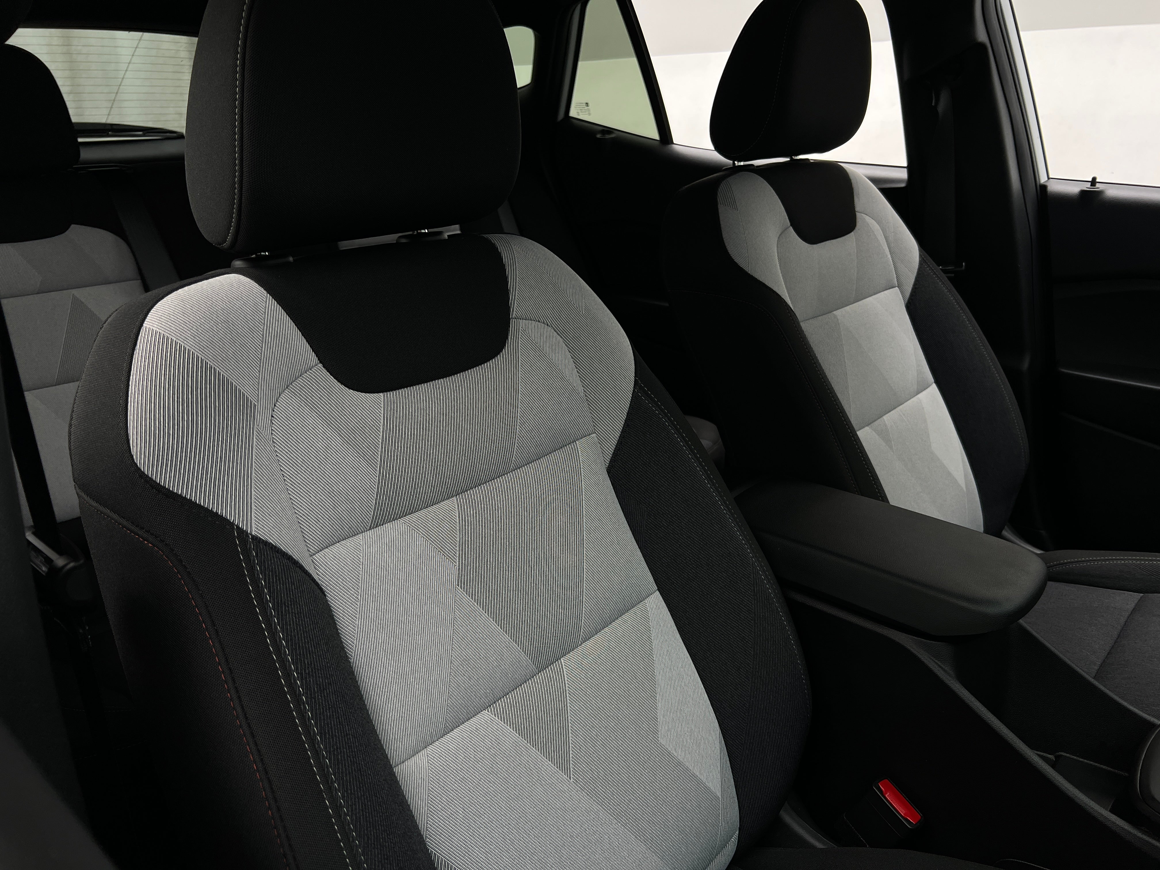 2024 Chevrolet Trax RS 2