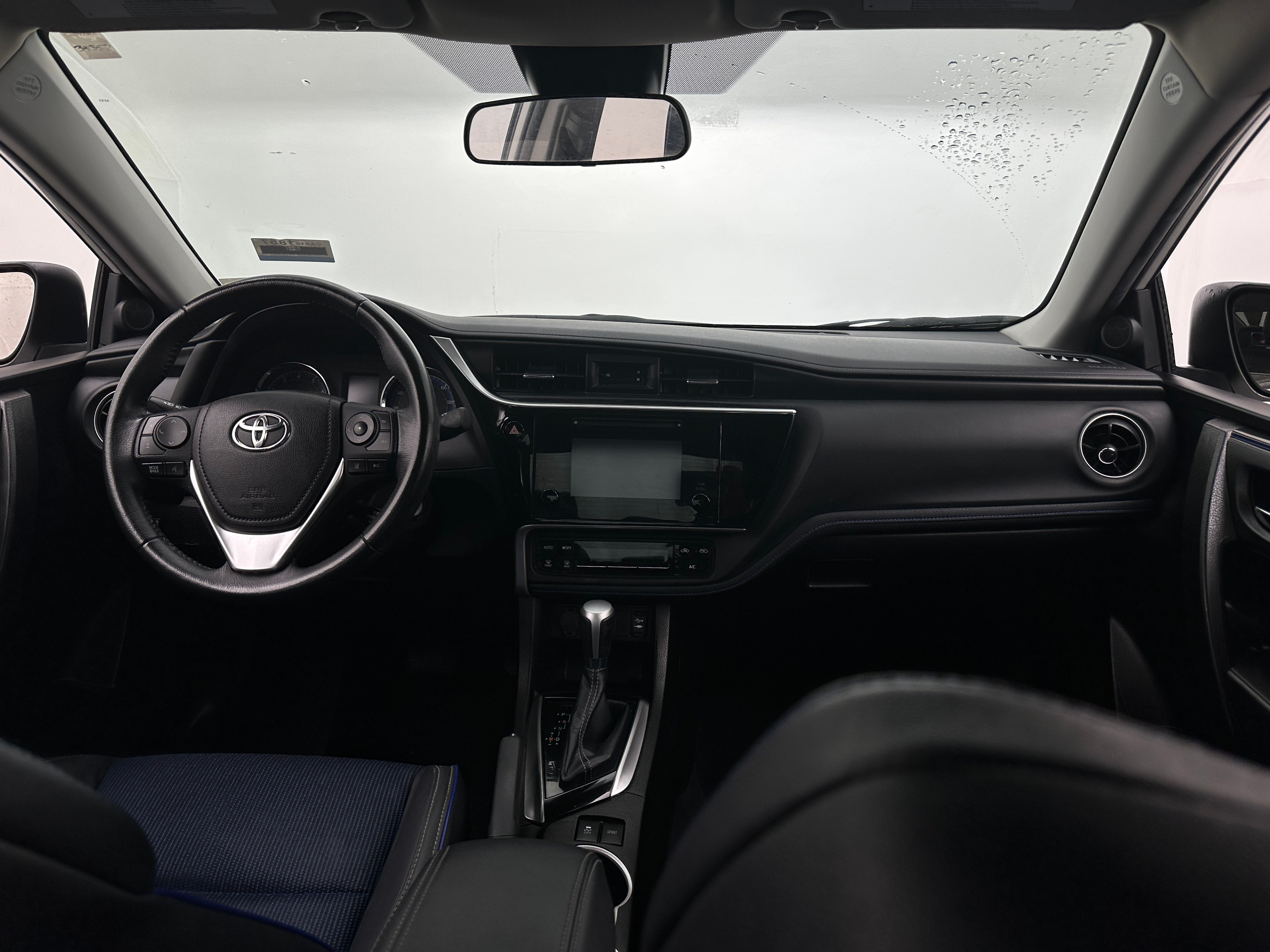 2019 Toyota Corolla SE 3