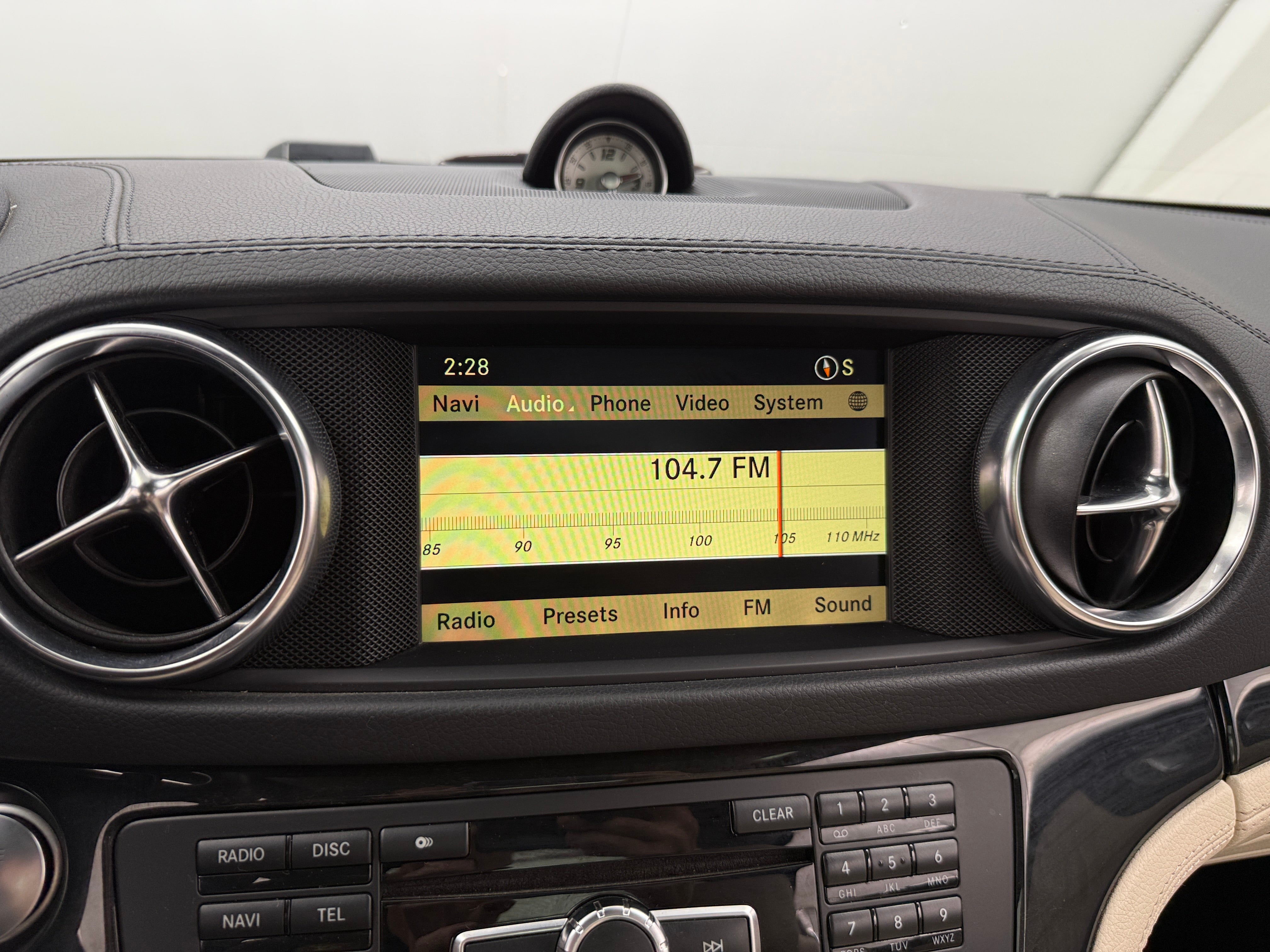 2013 Mercedes-Benz SL-Class SL 550 3