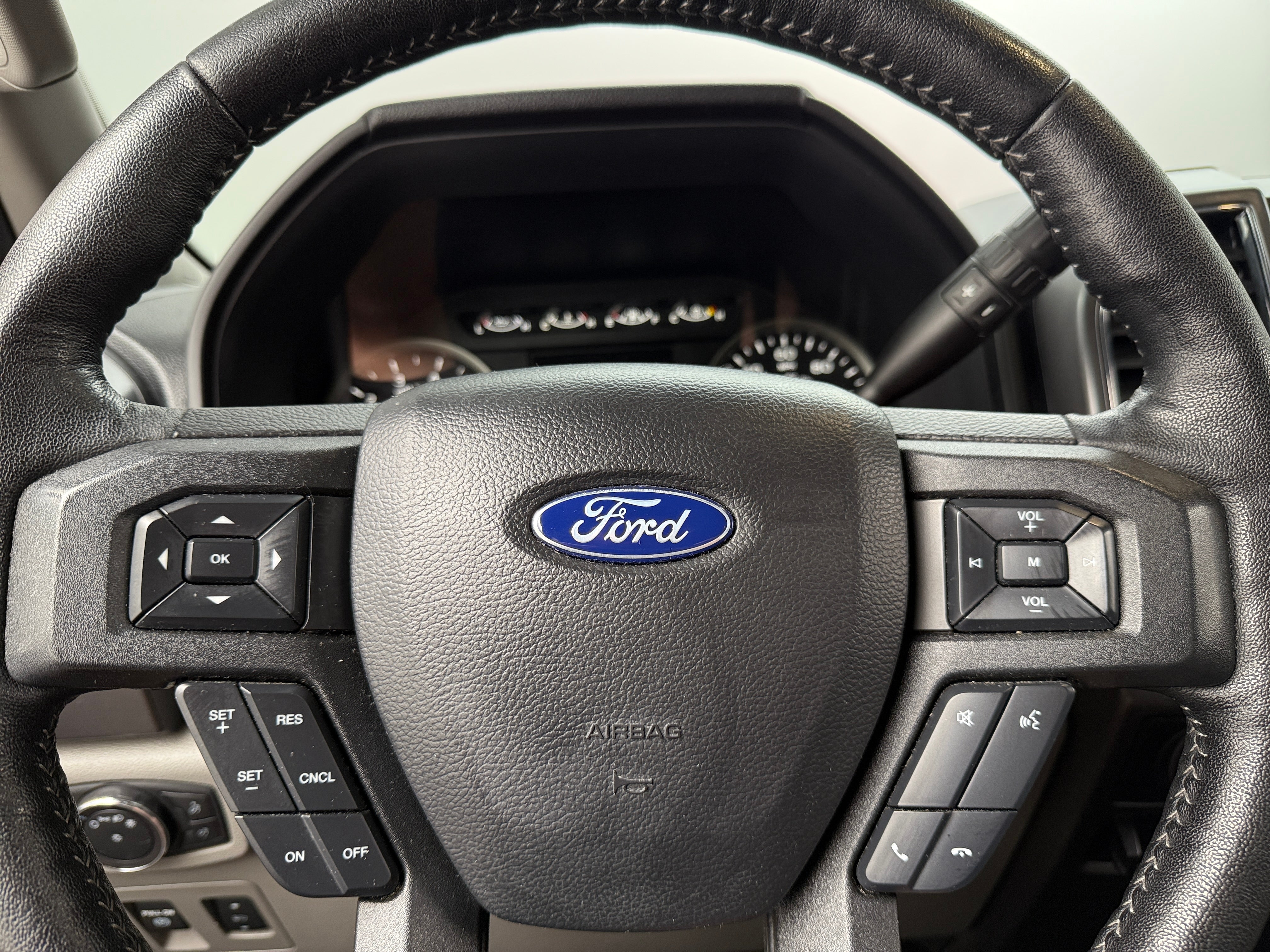2019 Ford Econoline E-150 5