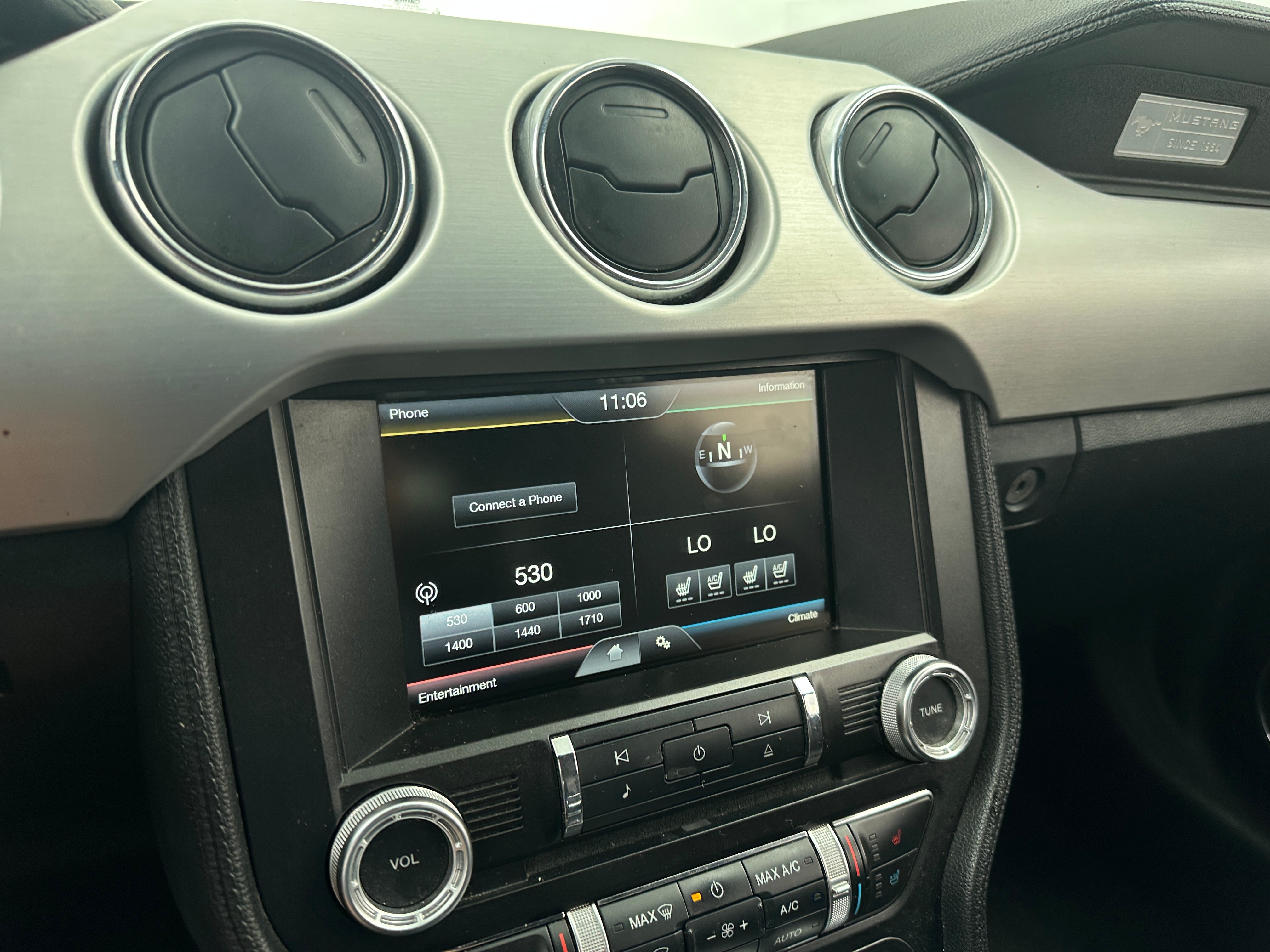 2015 Ford Mustang  2