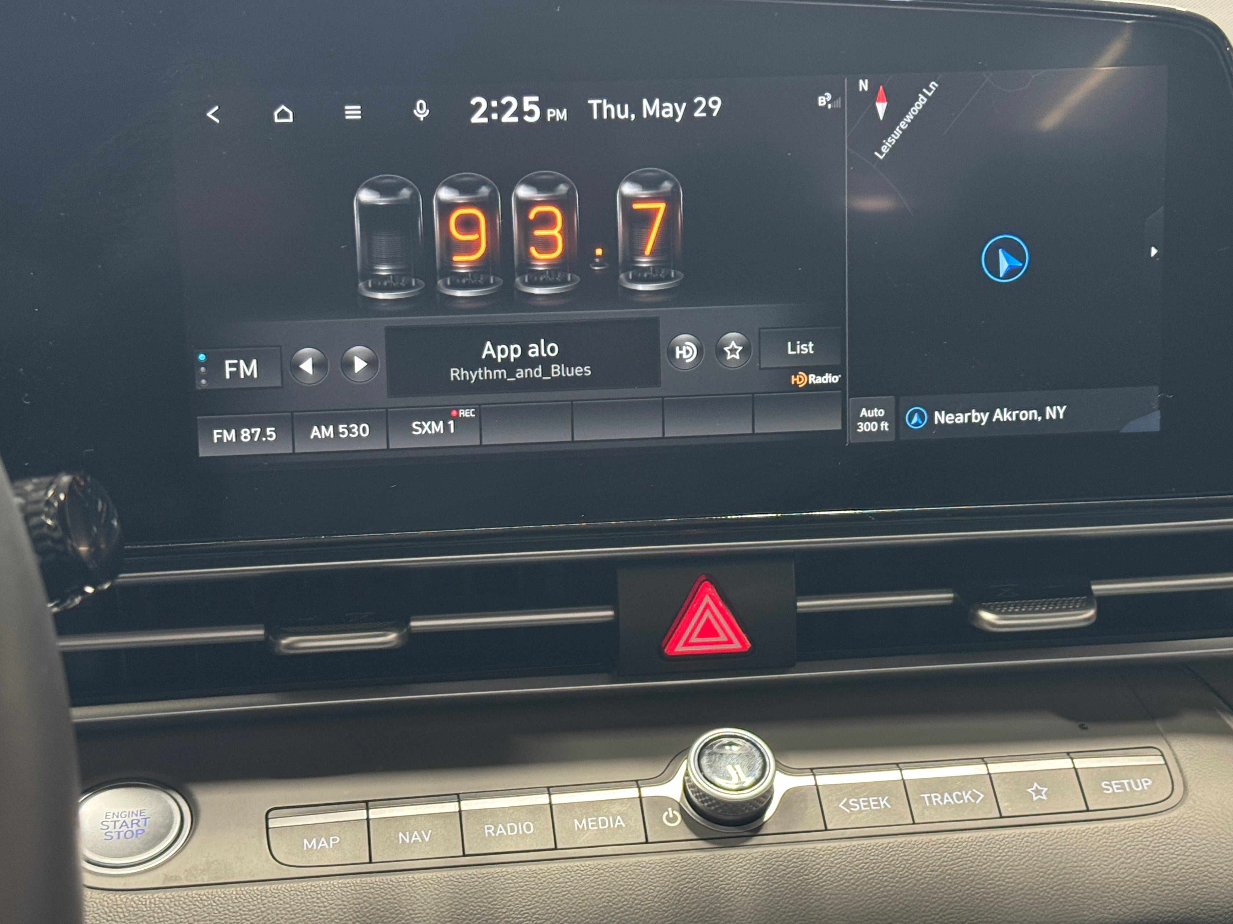 2023 Hyundai Elantra SEL 4