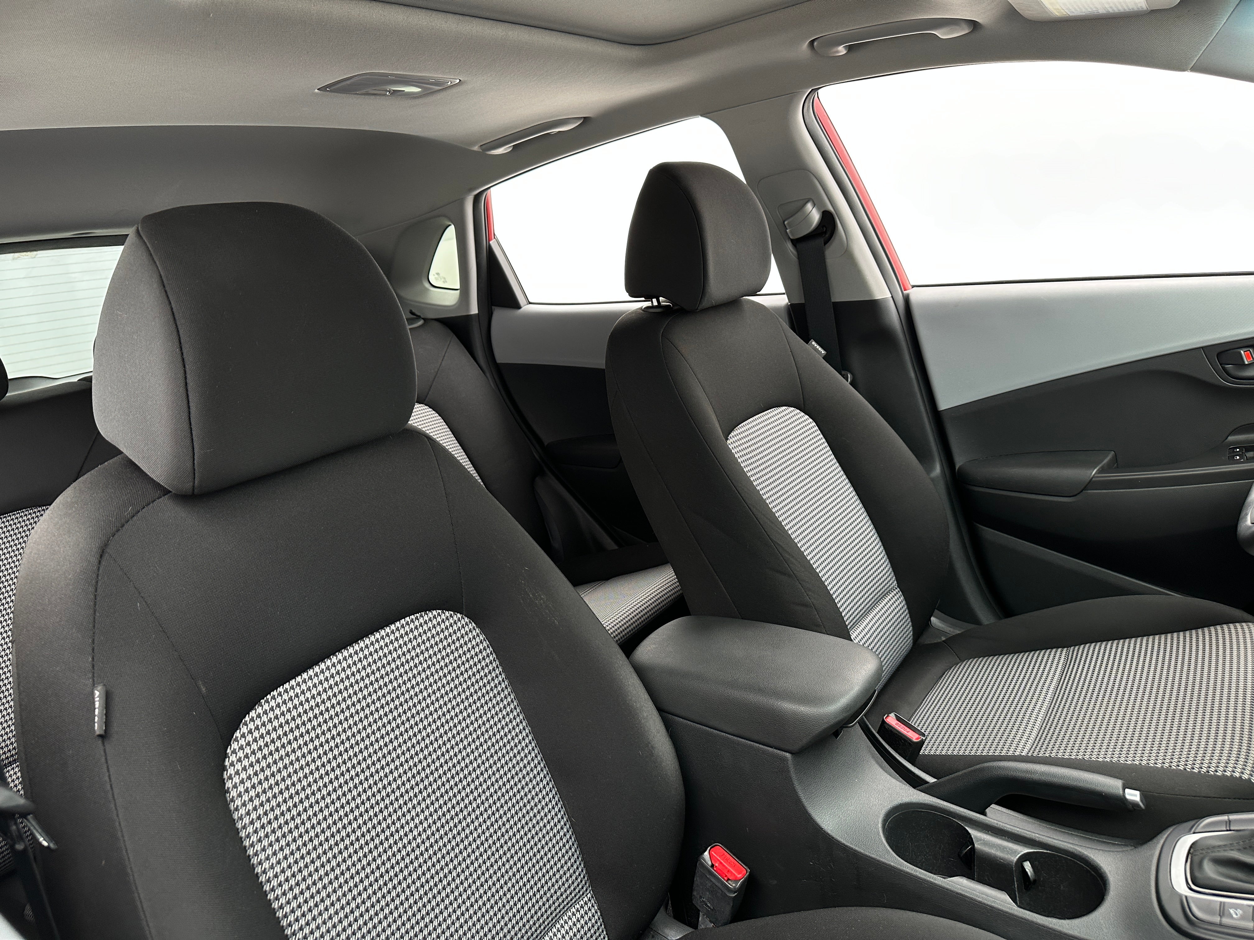2021 Hyundai Kona SEL Plus 2