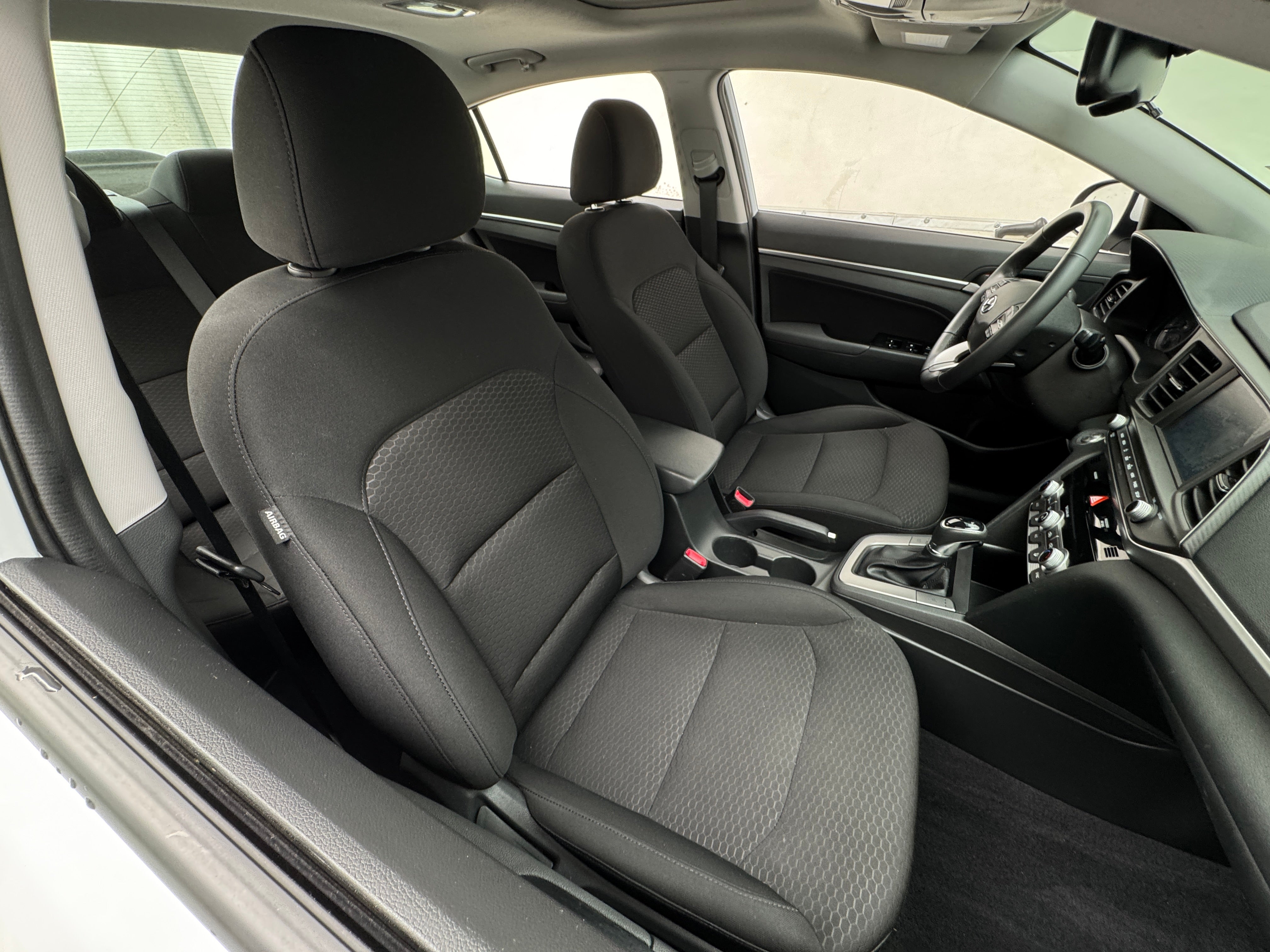 2020 Hyundai Elantra Value Edition 2