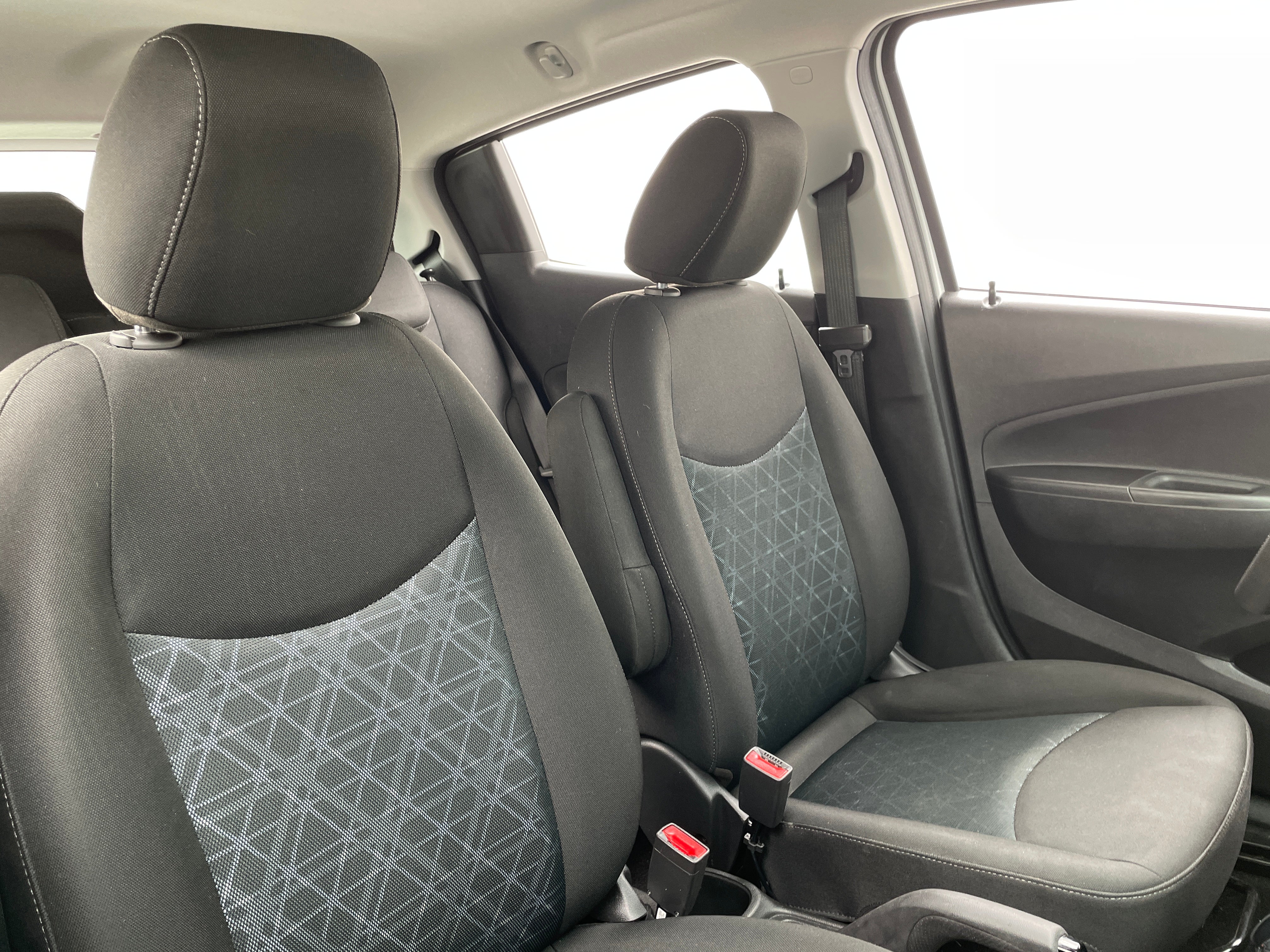 2022 Chevrolet Spark LS 2