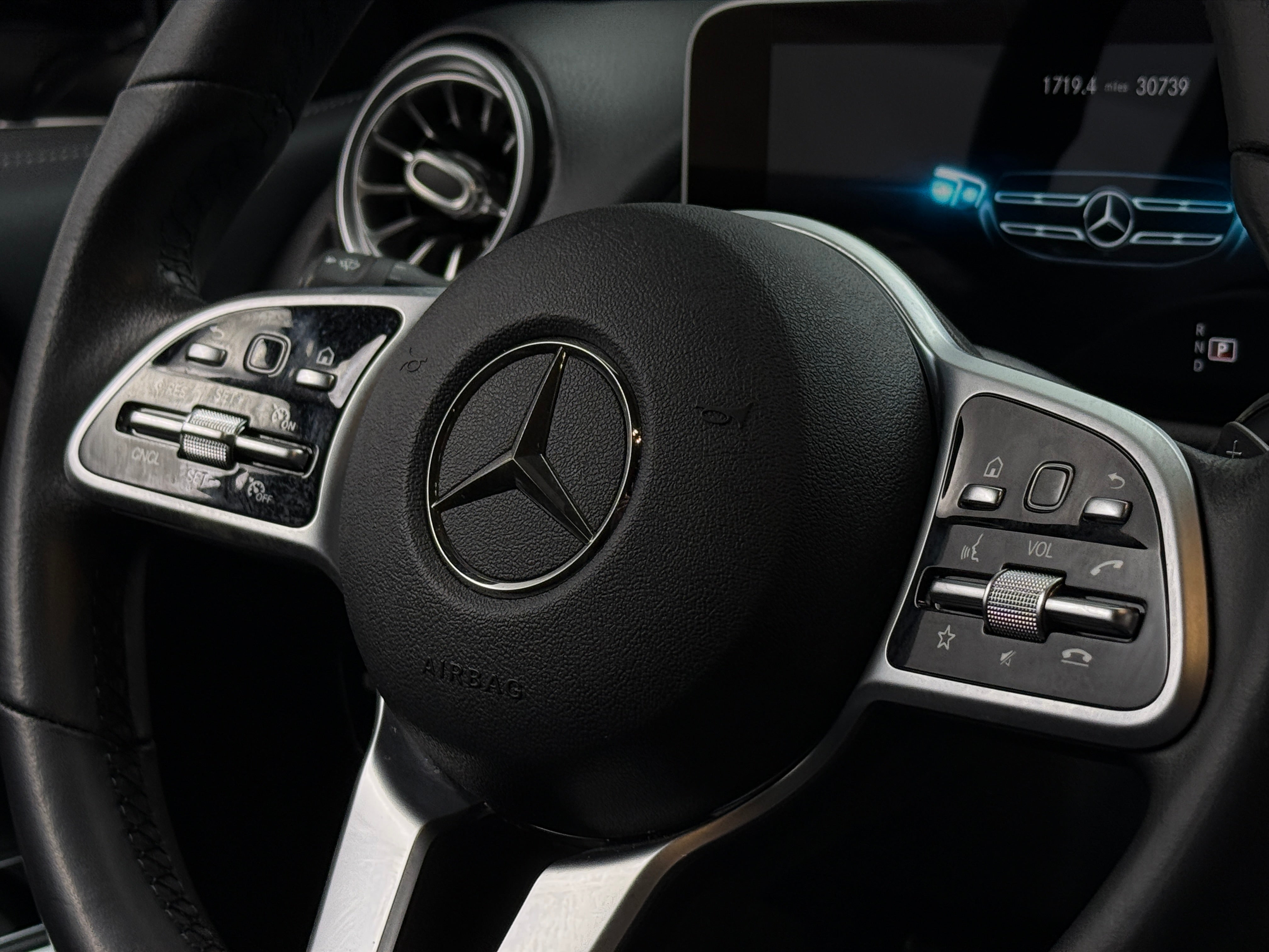 2020 Mercedes-Benz GLB 250 4