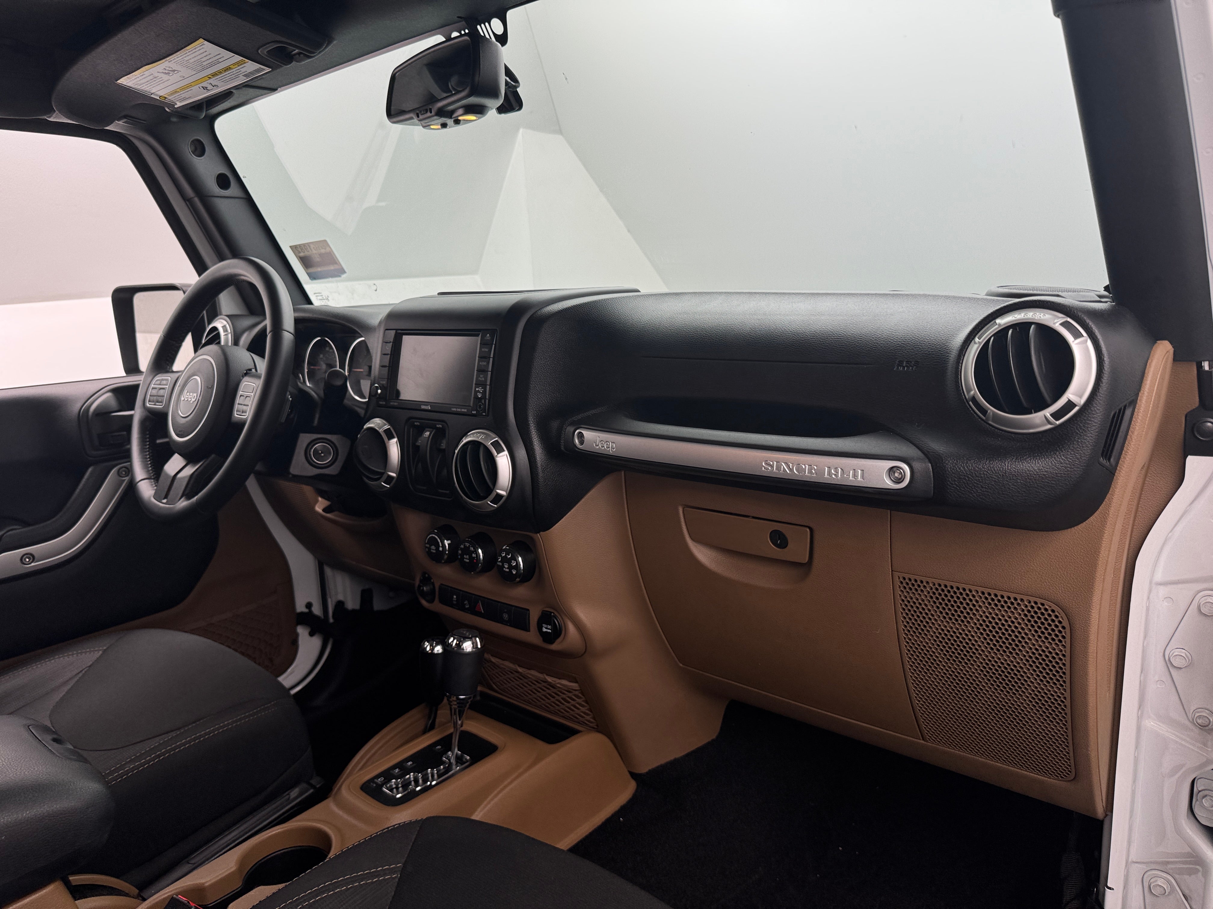2016 Jeep Wrangler Sahara 3
