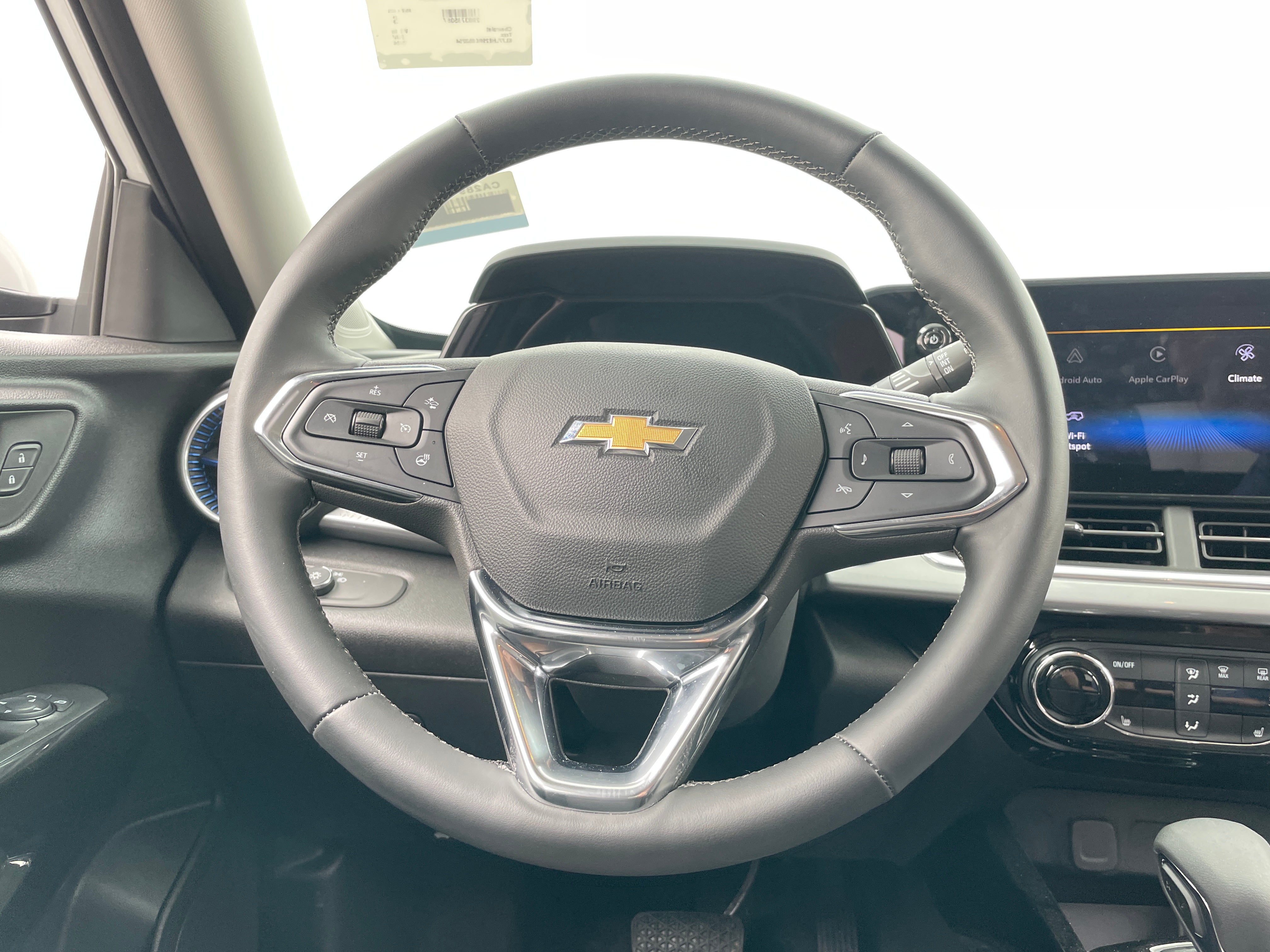2024 Chevrolet Trax LT 5