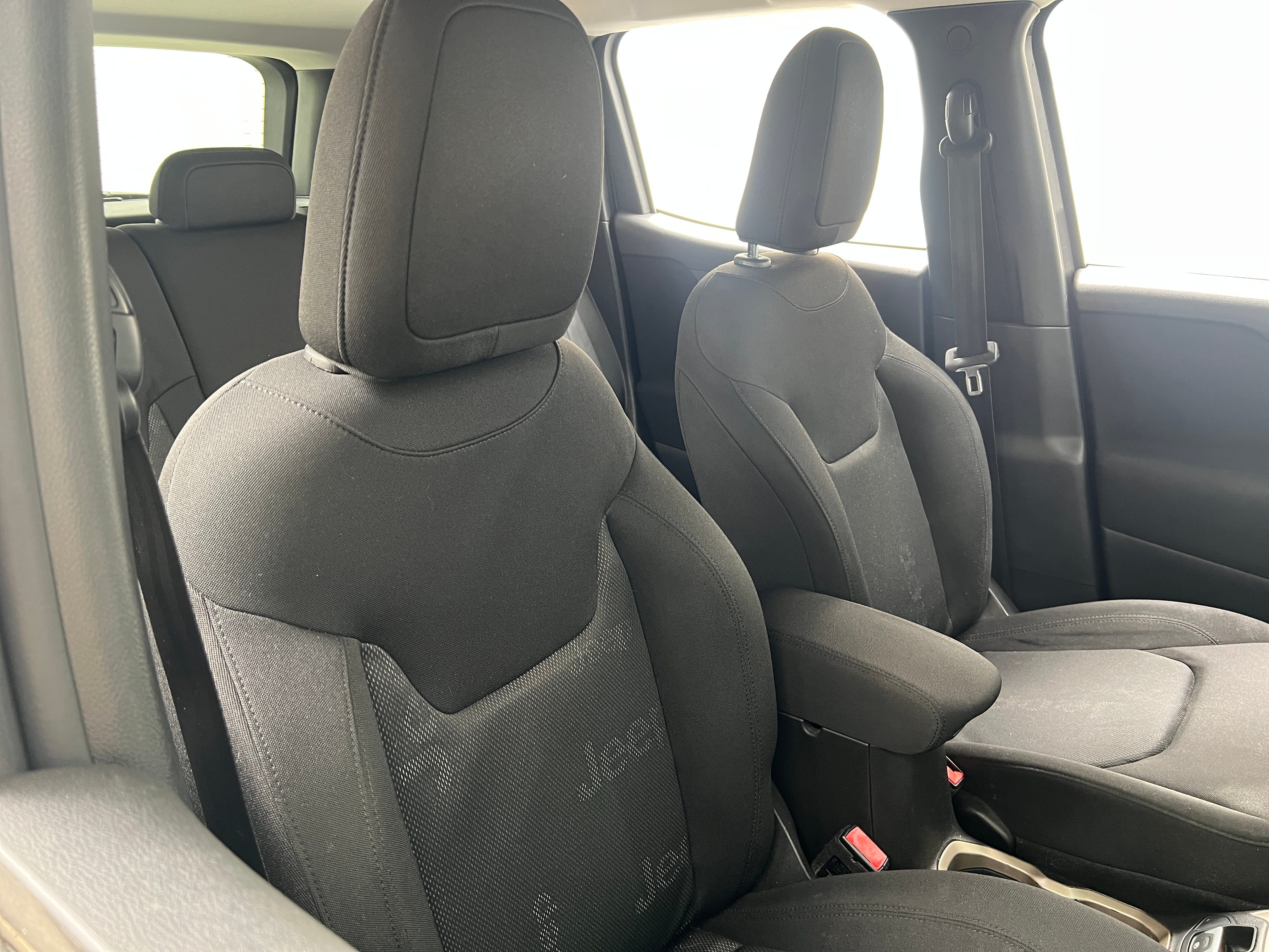 2017 Jeep Renegade Sport 2