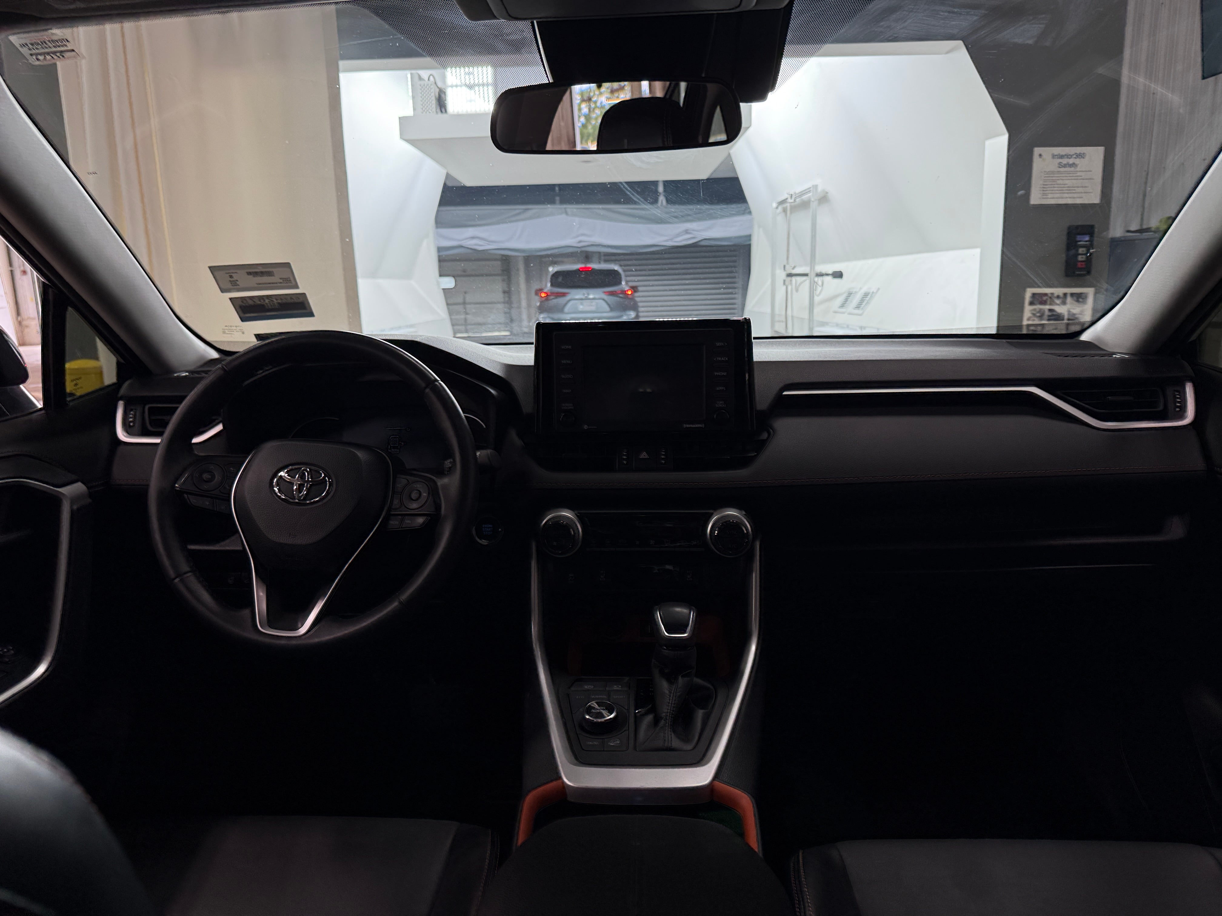 2022 Toyota RAV4 Adventure 2
