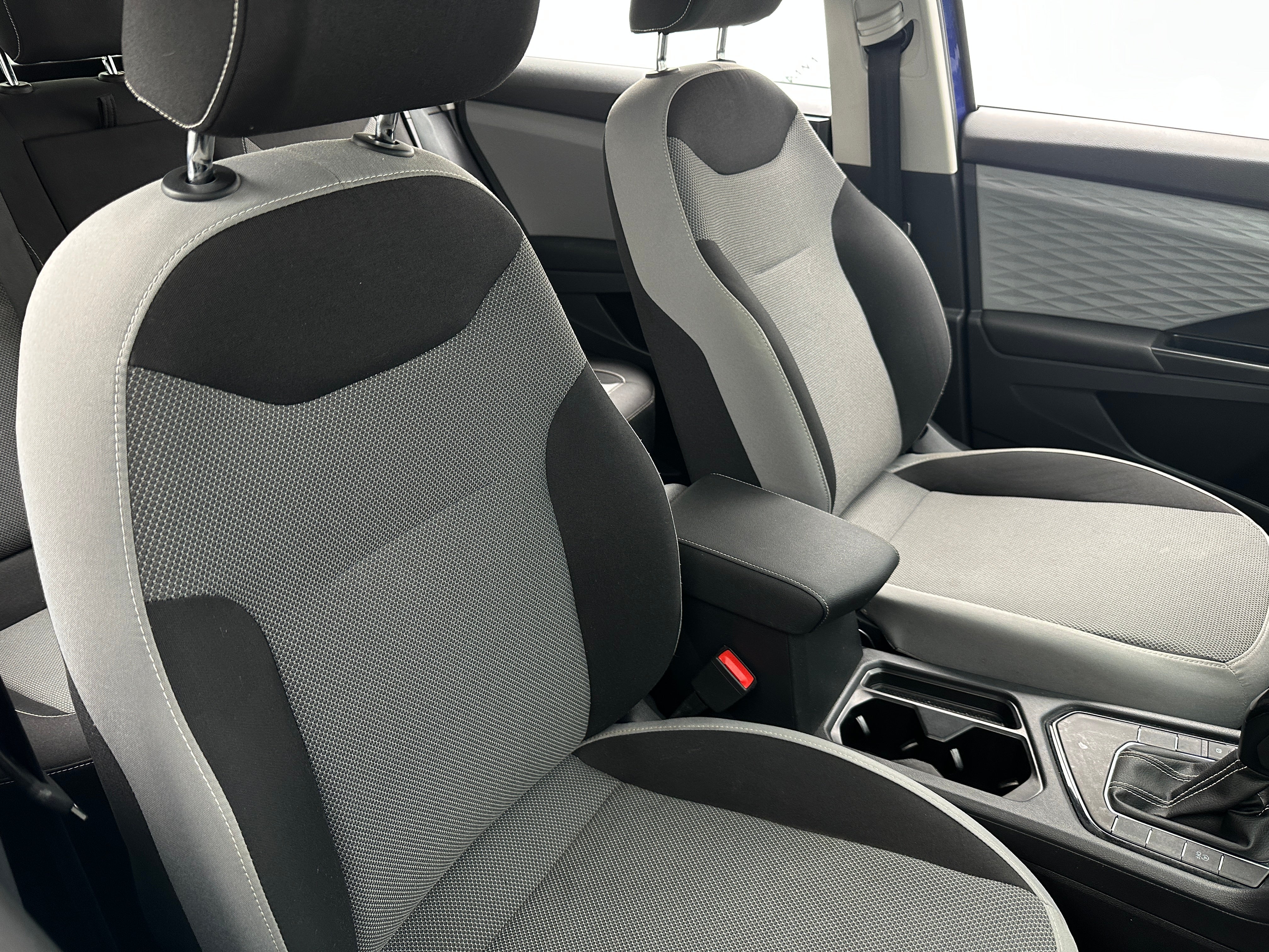 2023 Volkswagen Taos S 2