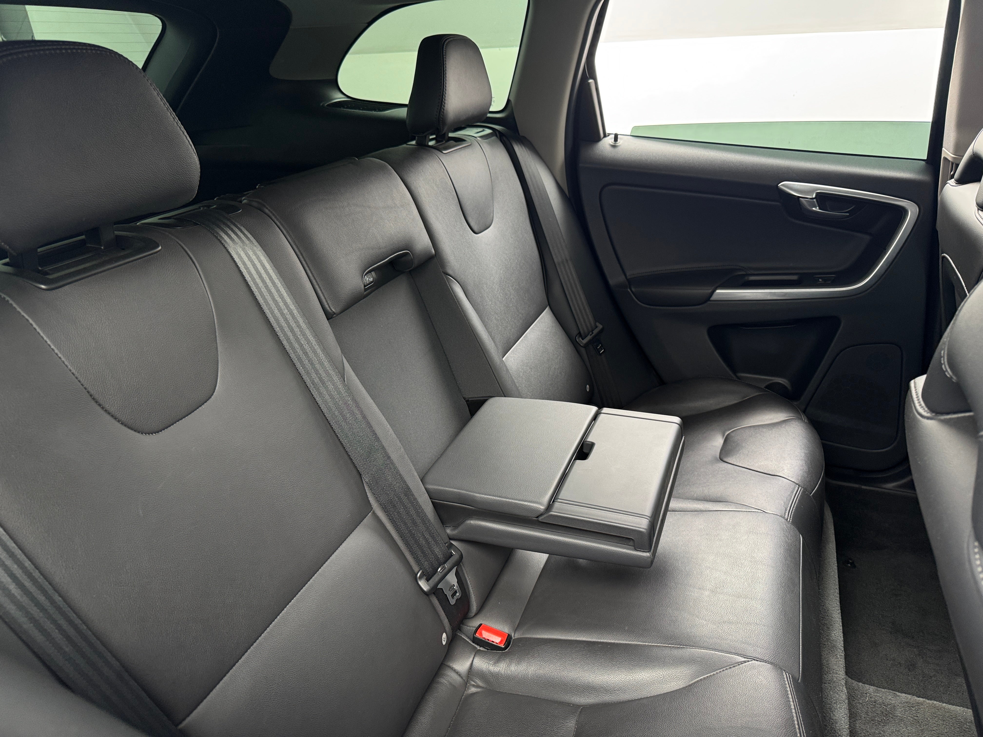 2016 Volvo XC60 T5 5