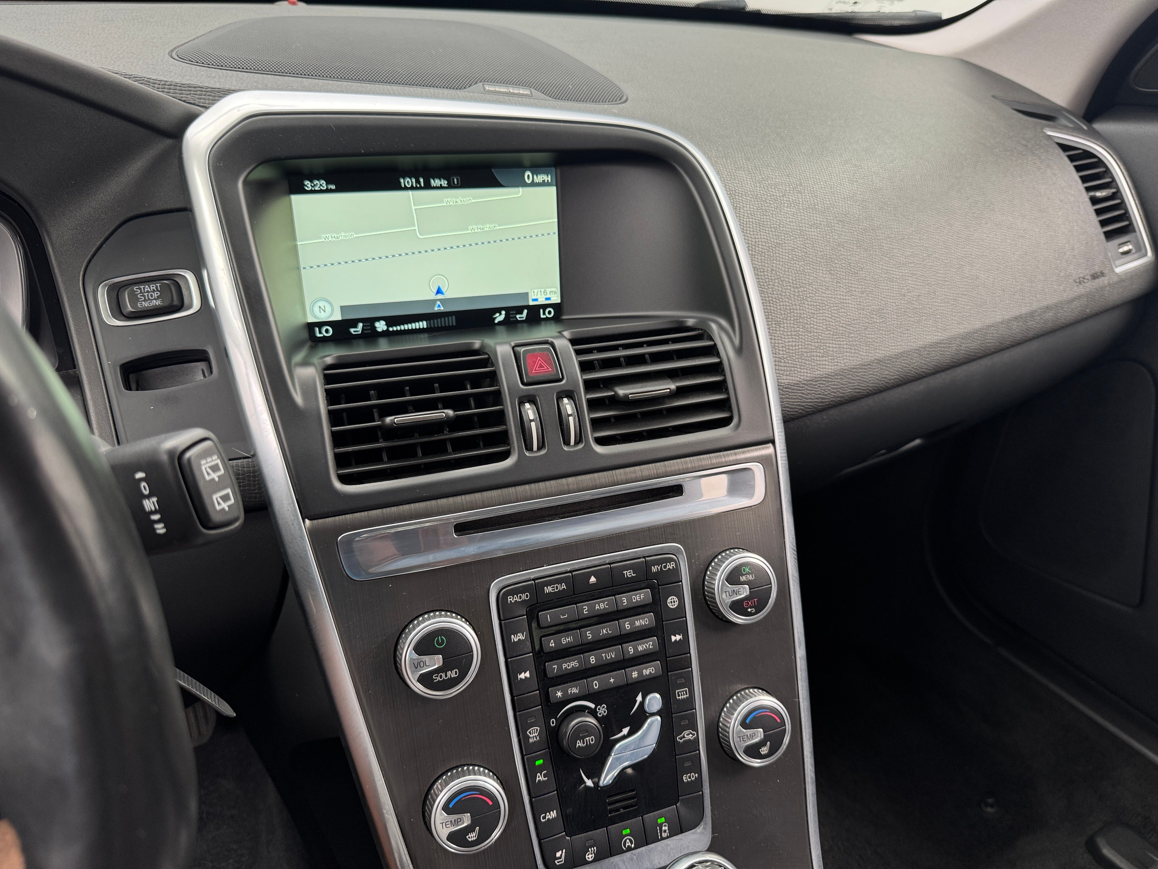 2016 Volvo XC60 T5 3