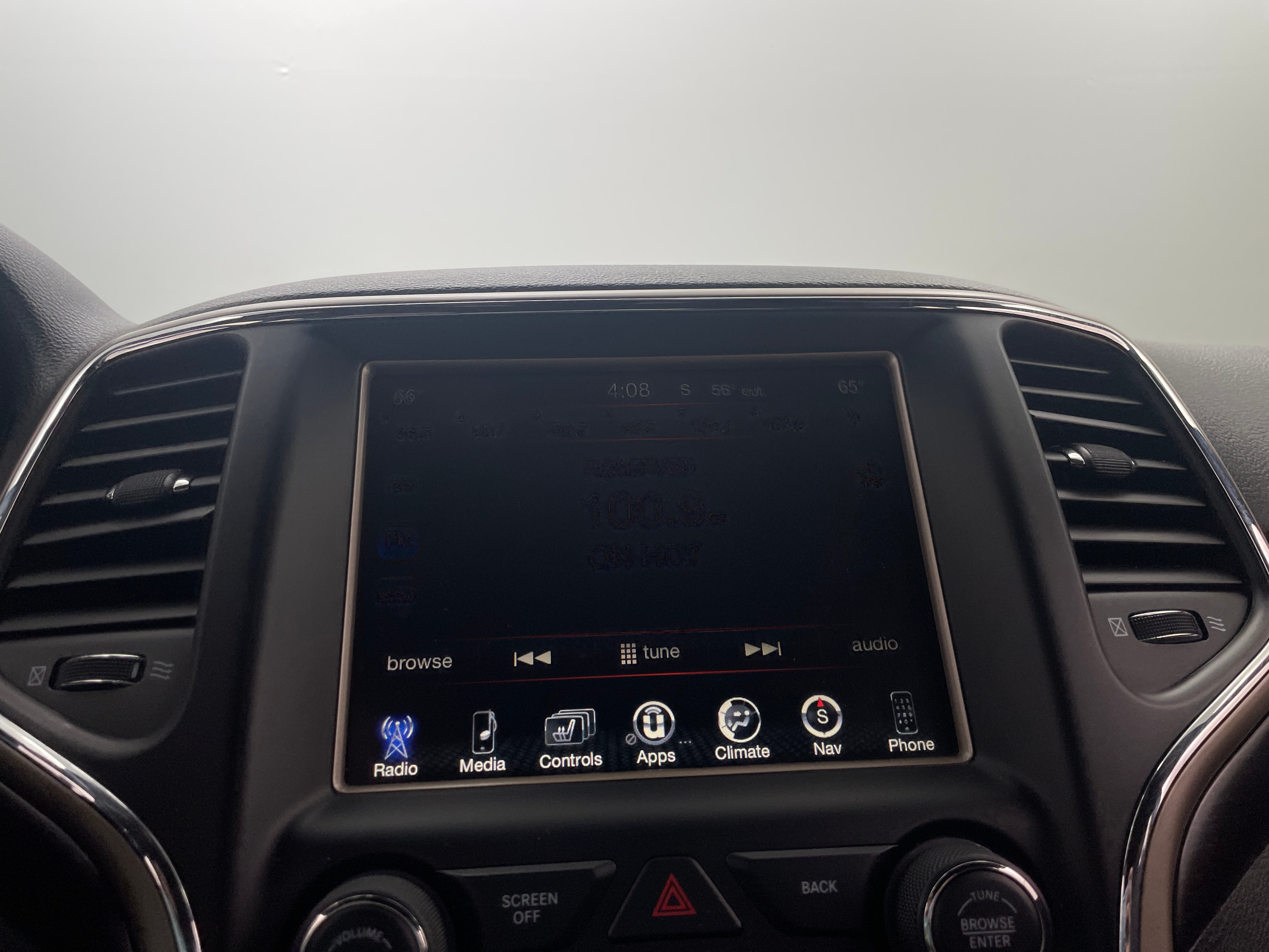 2014 Jeep Grand Cherokee Altitude 3