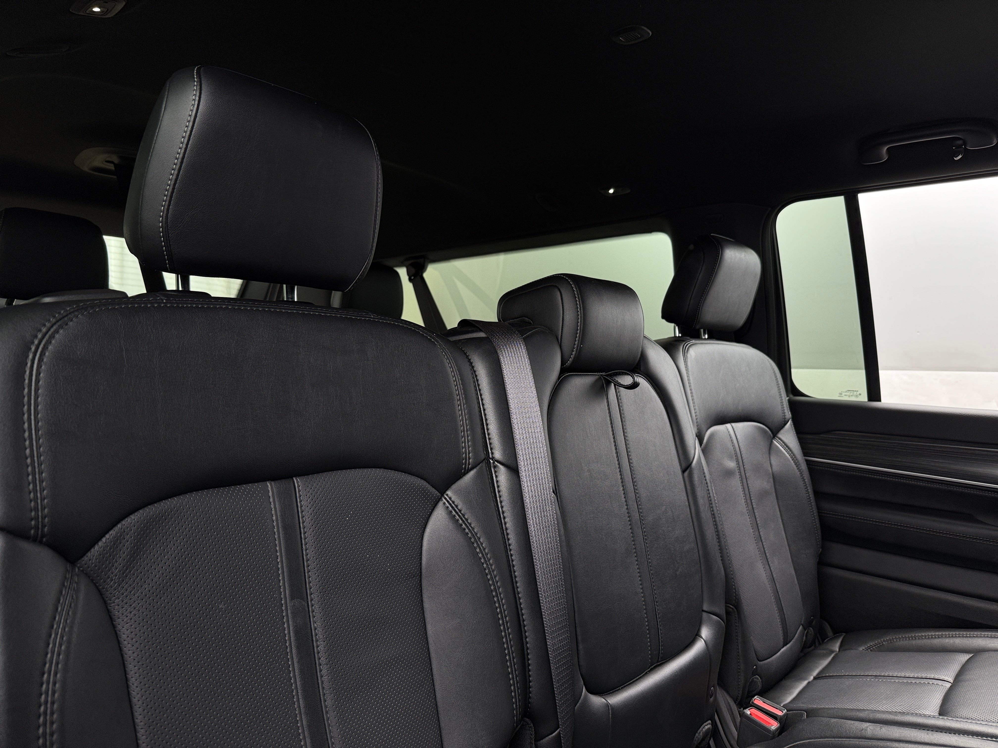 2024 Jeep Wagoneer Series II 5