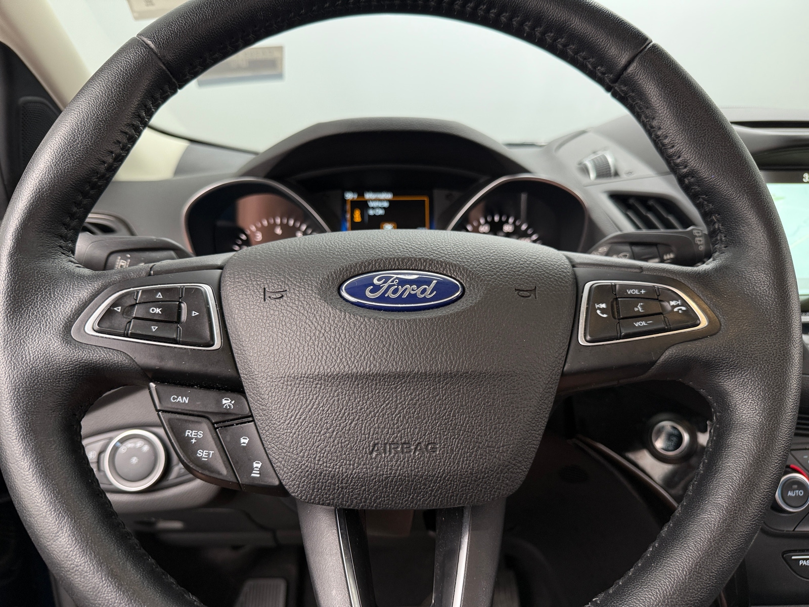 Thumbnail: 2018 Ford Escape - 4