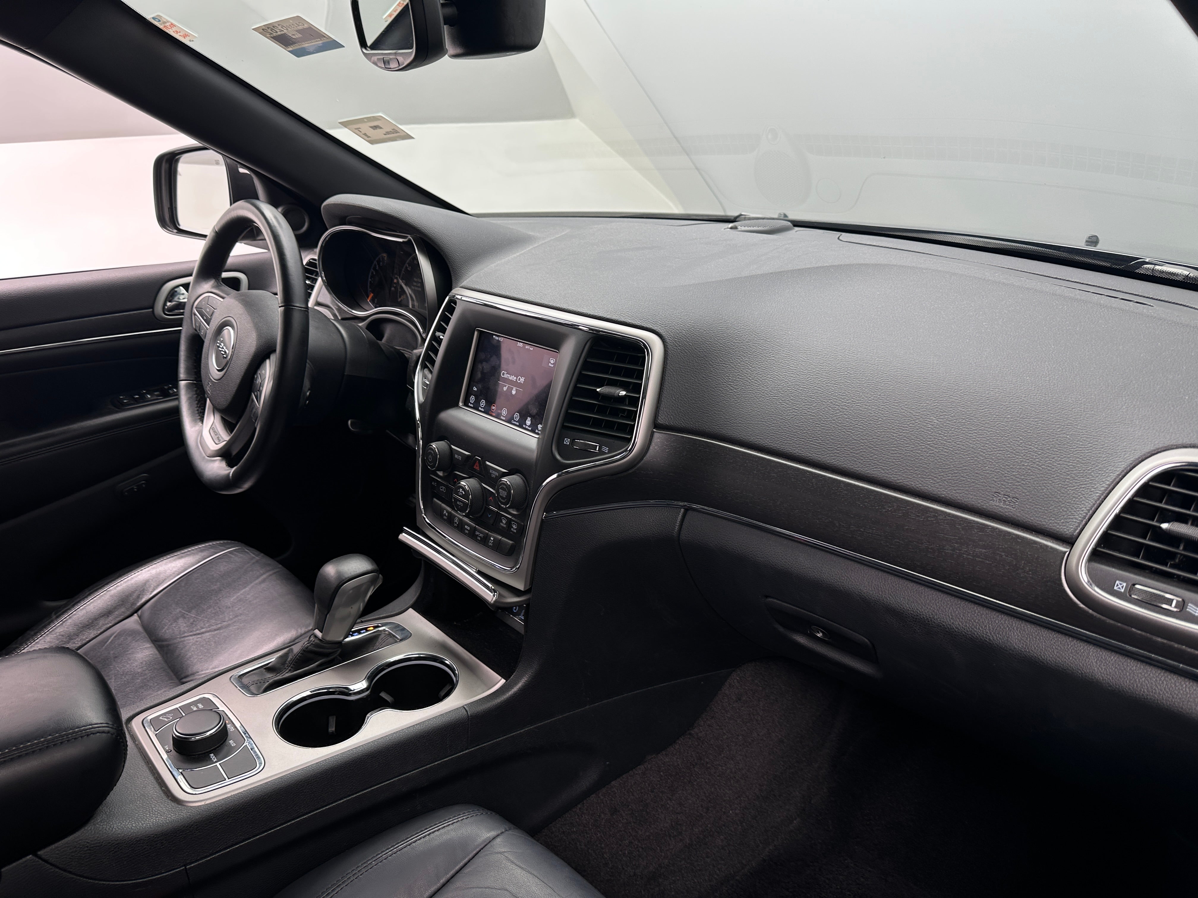 2018 Jeep Grand Cherokee Limited Edition 2