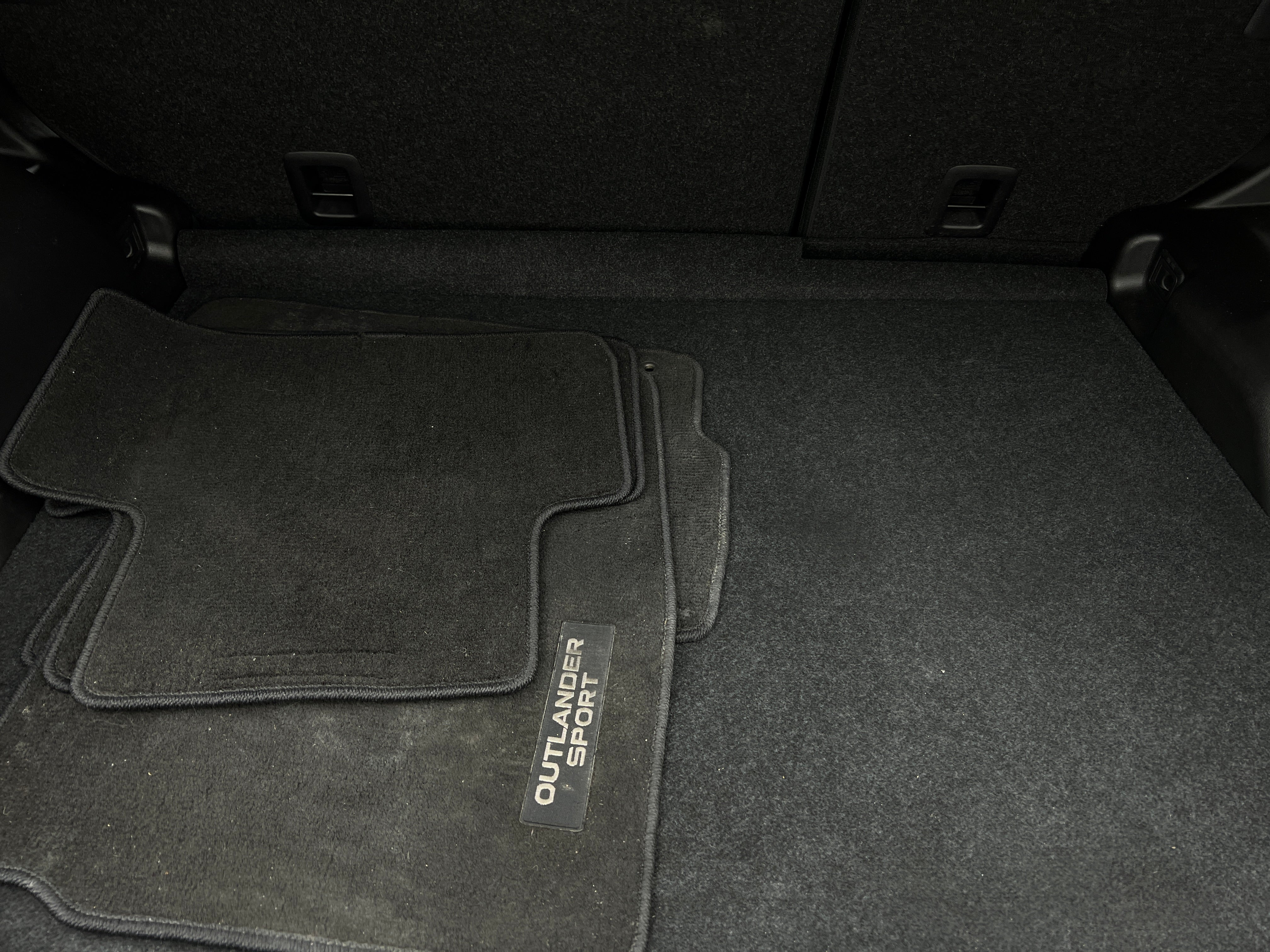 2023 Mitsubishi Outlander Sport ES 7