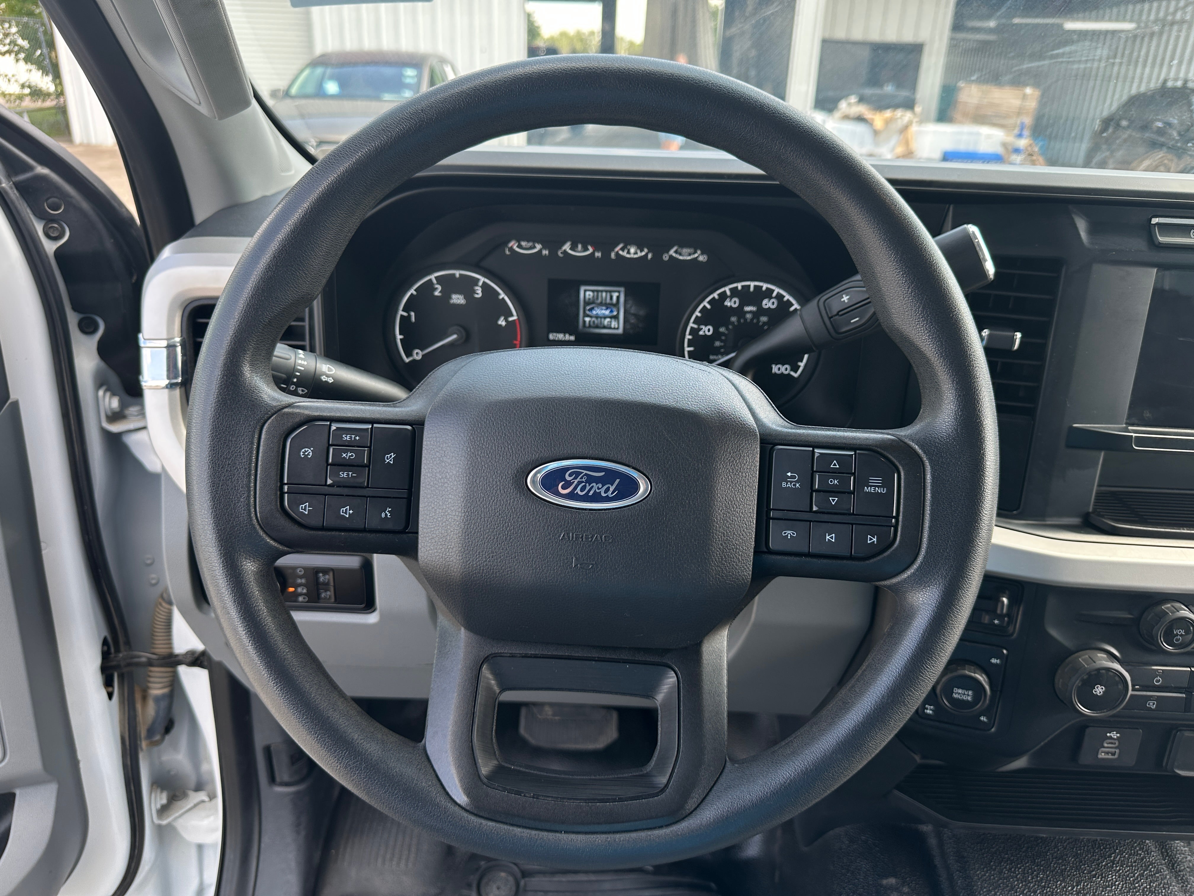 2023 Ford Econoline E-250 5