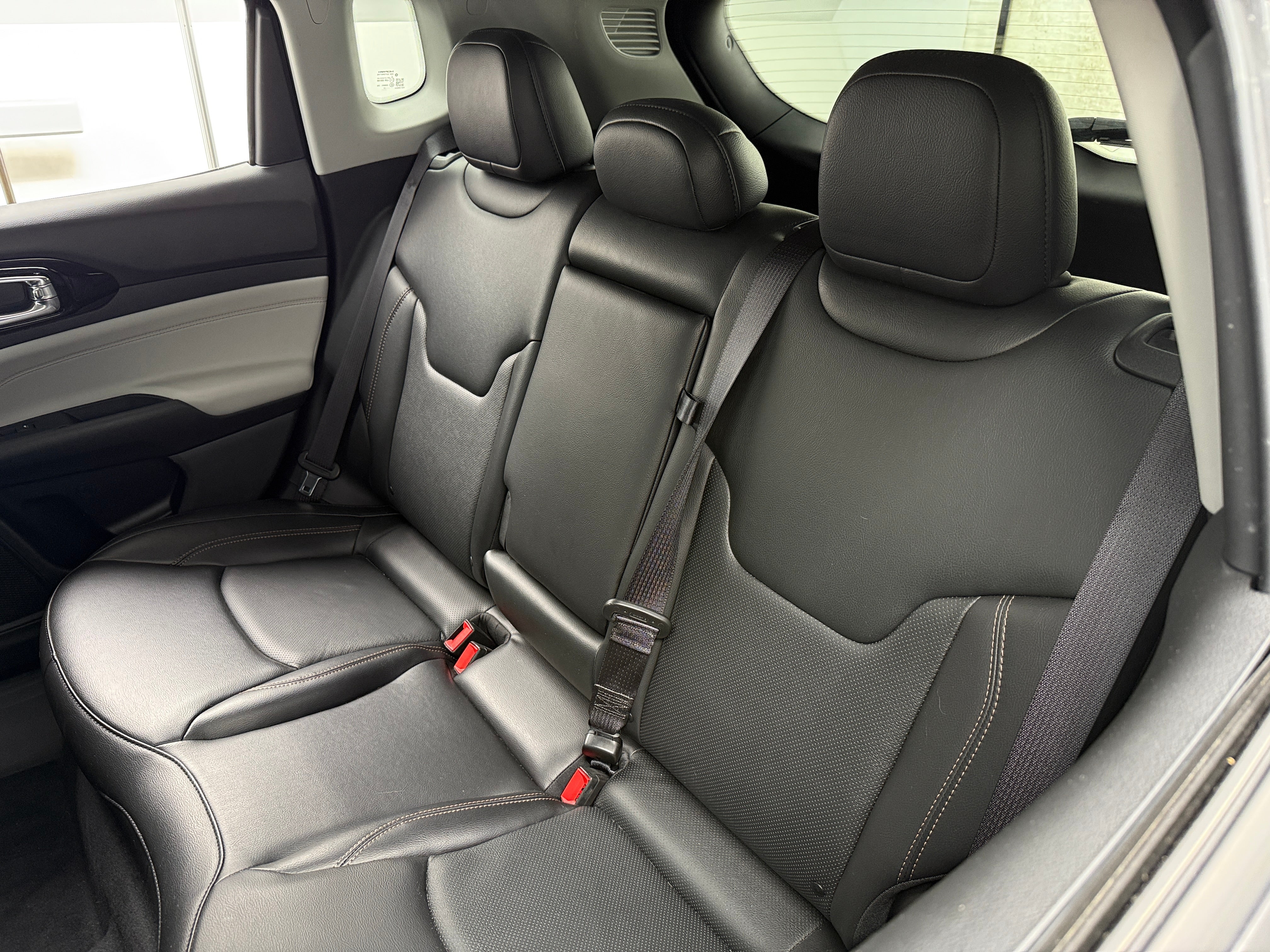 2022 Jeep Compass Limited 5