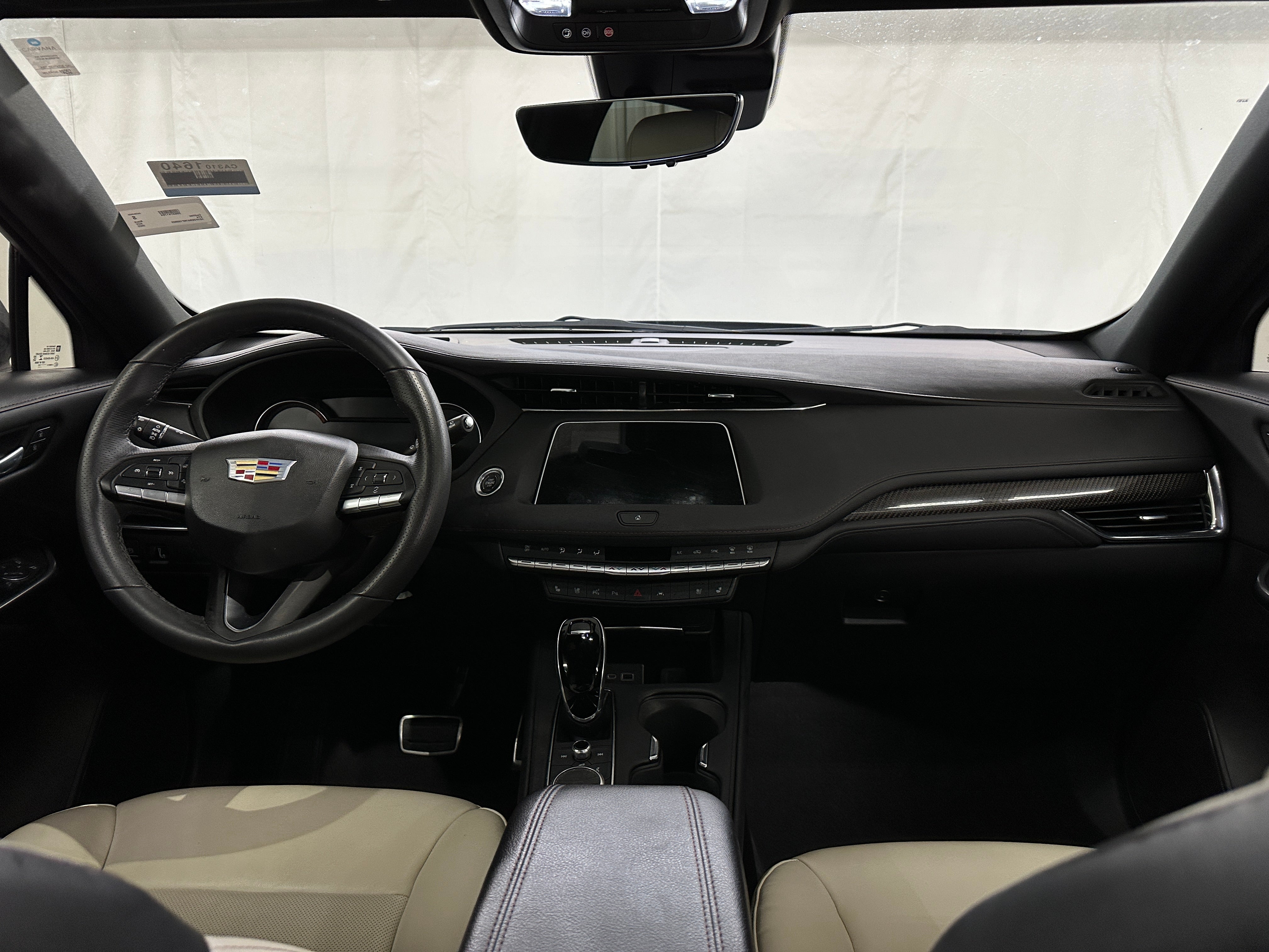 2022 Cadillac XT4 Sport 2