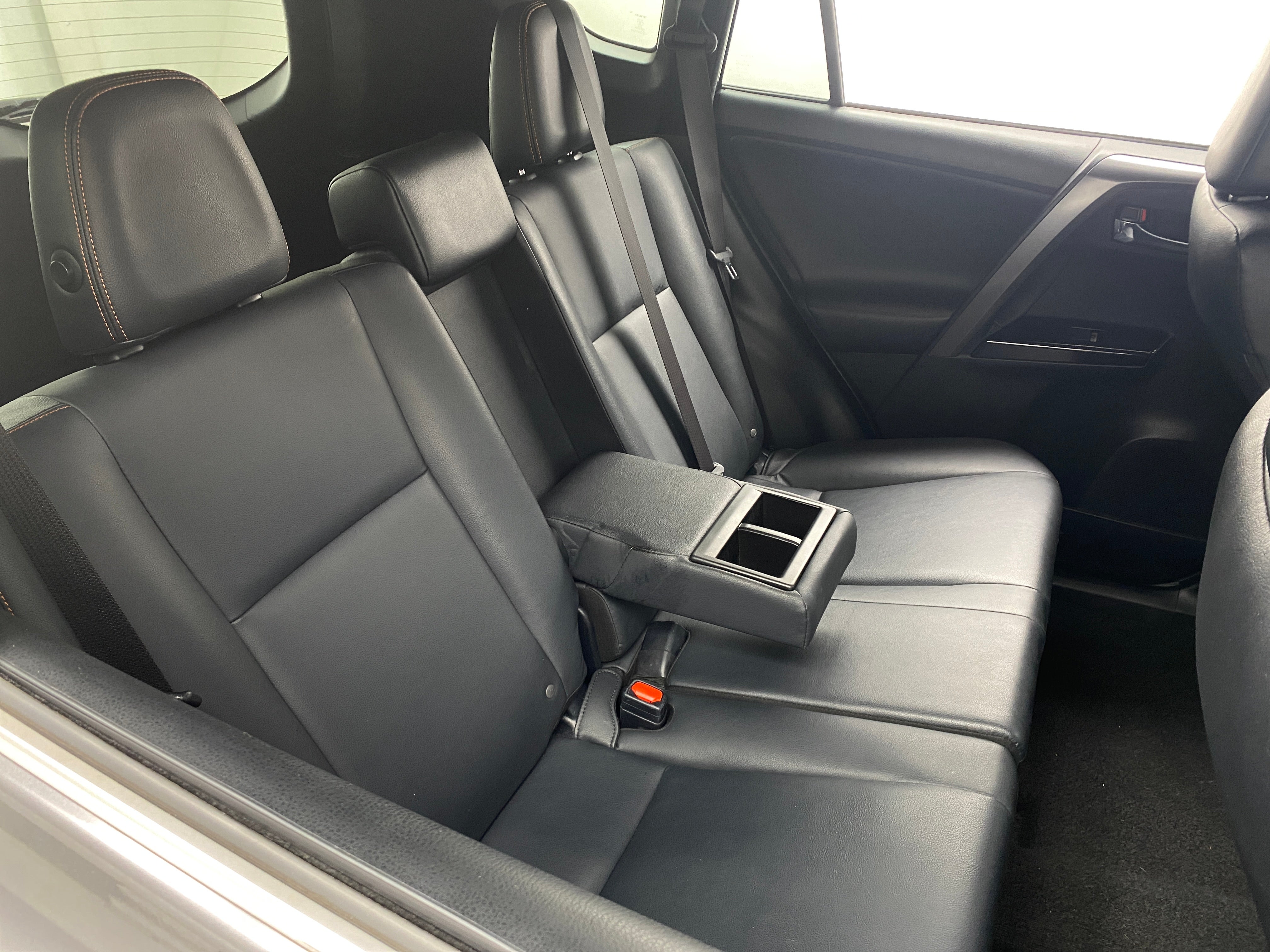 2017 Toyota RAV4 SE 5