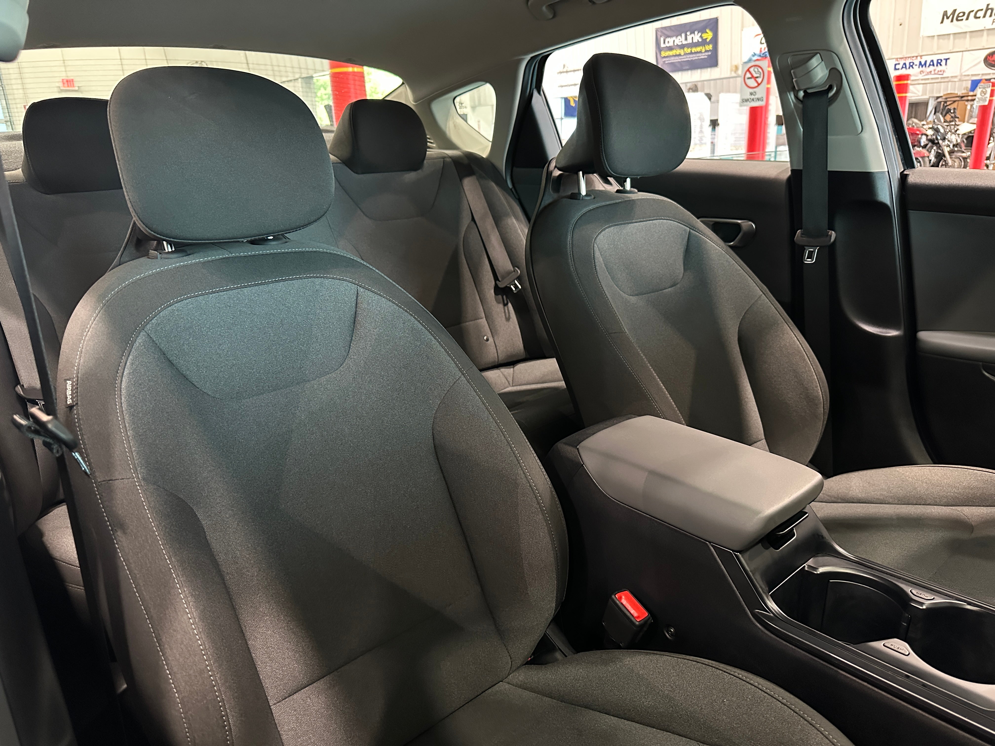 2025 Kia K4 LX 2