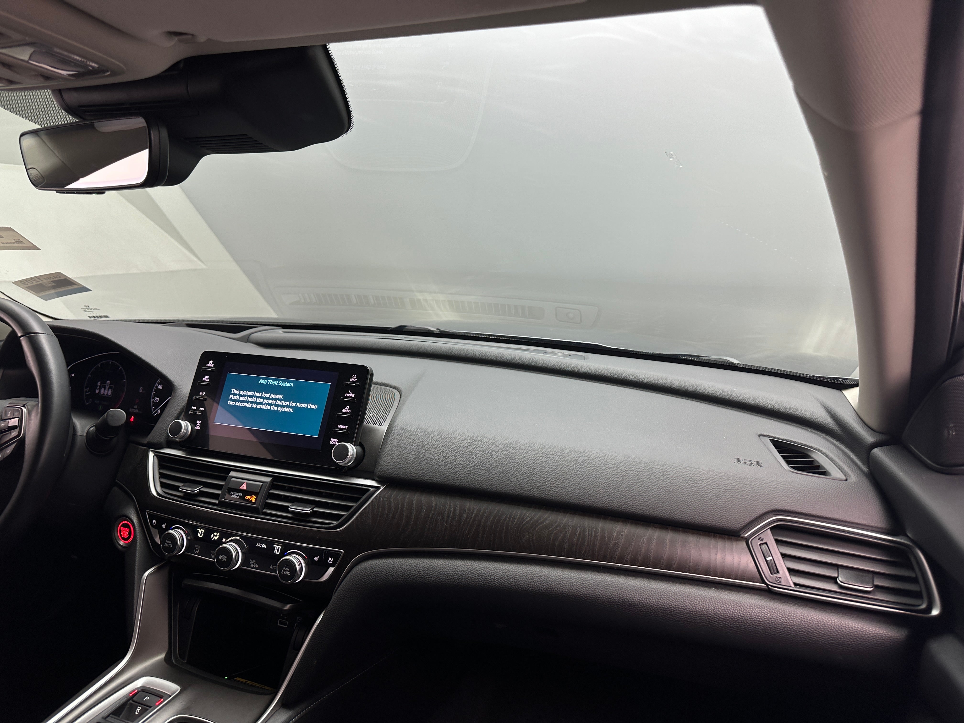 2022 Honda Accord Touring 2