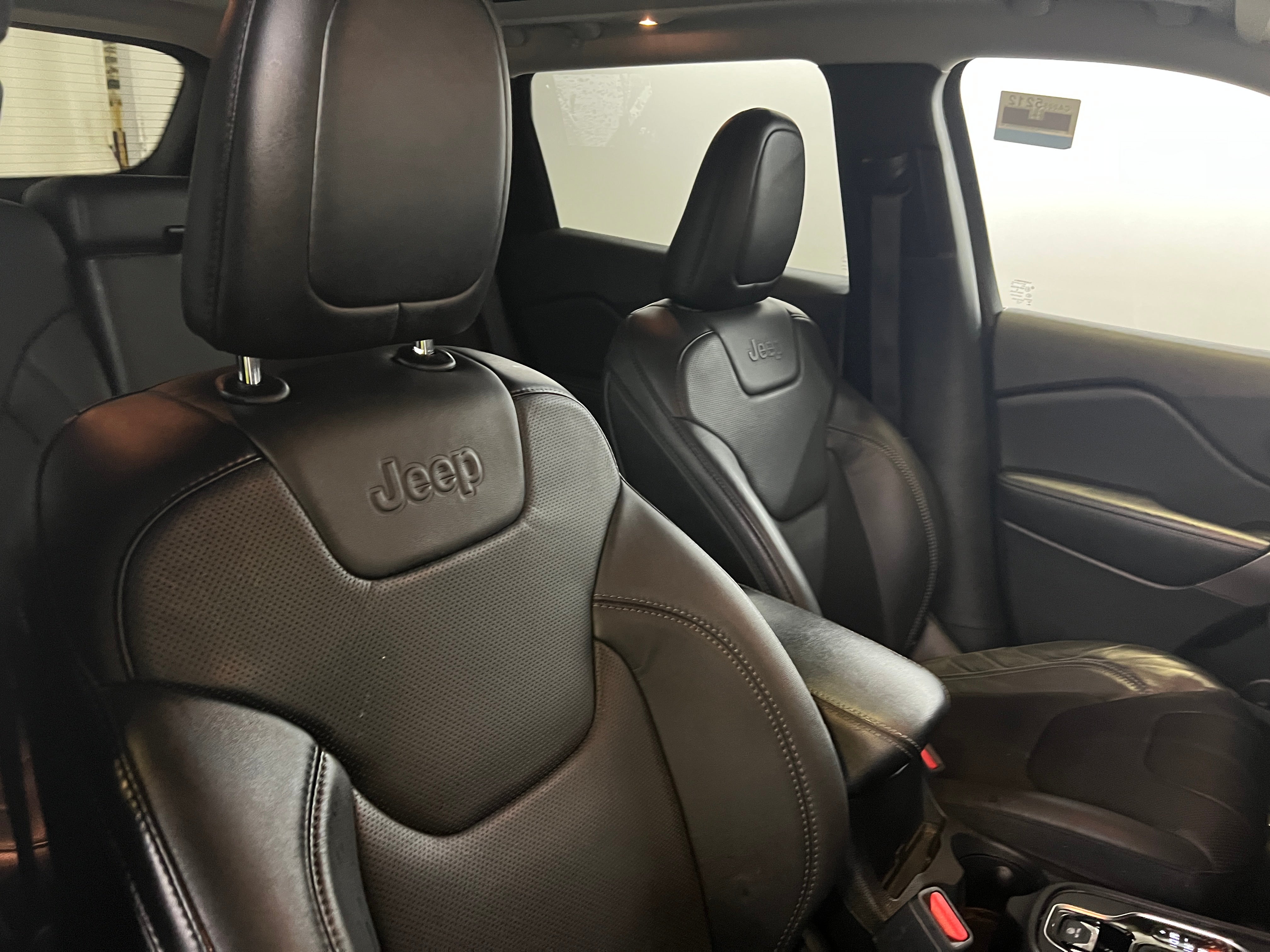 2021 Jeep Cherokee Limited Edition 2
