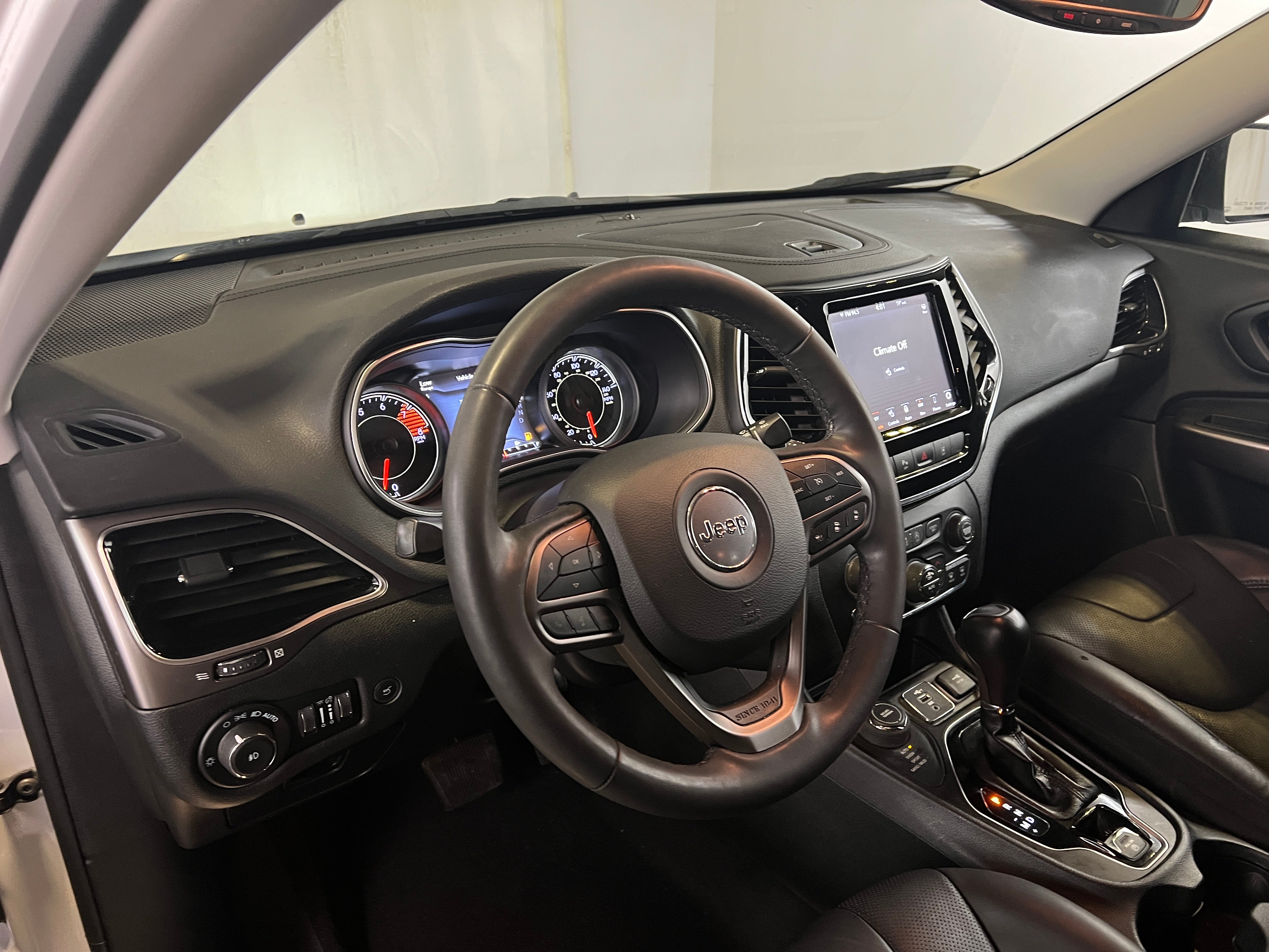 2021 Jeep Cherokee Limited Edition 3